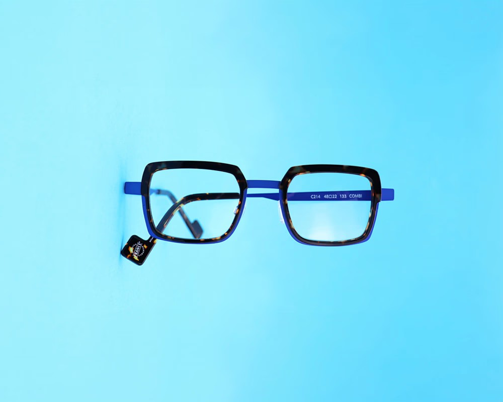 Combi+C214+133+Blue+Metal+and+Tortoiseshell+%283%29.png