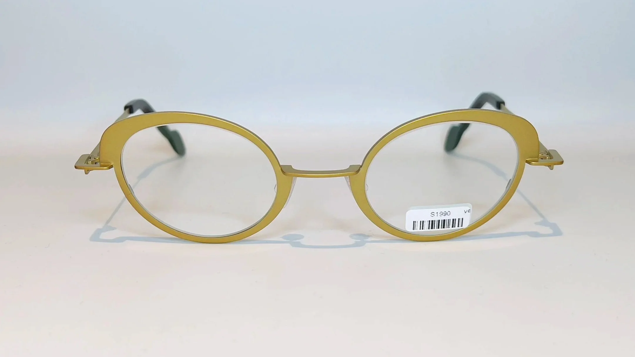 Komorebi Skye in Camellia