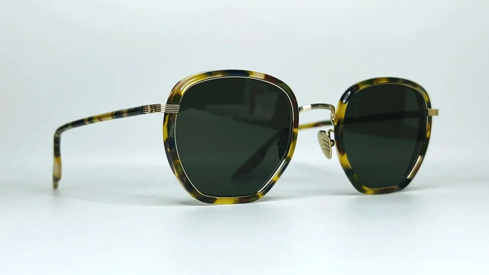 33517+Peyton+-+12K+Titanium+%2B+Tuscan+Tortoise+%283%29.jpg