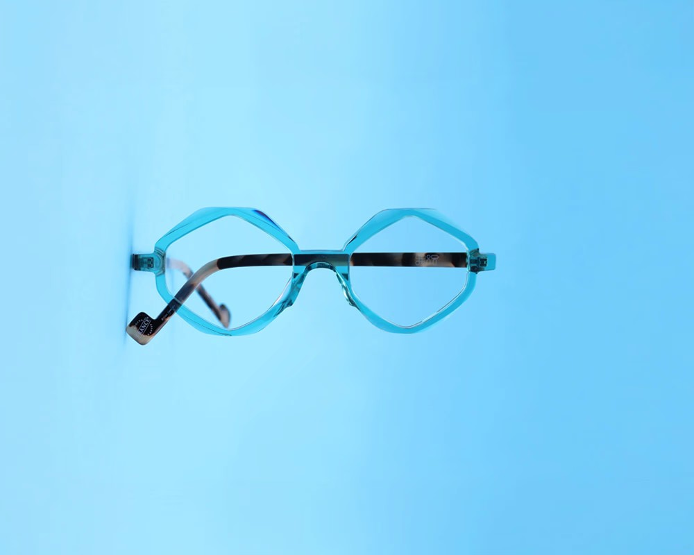 Iol+V120+008+Translucent+Blue+and+Tortoiseshell+%283%29.png