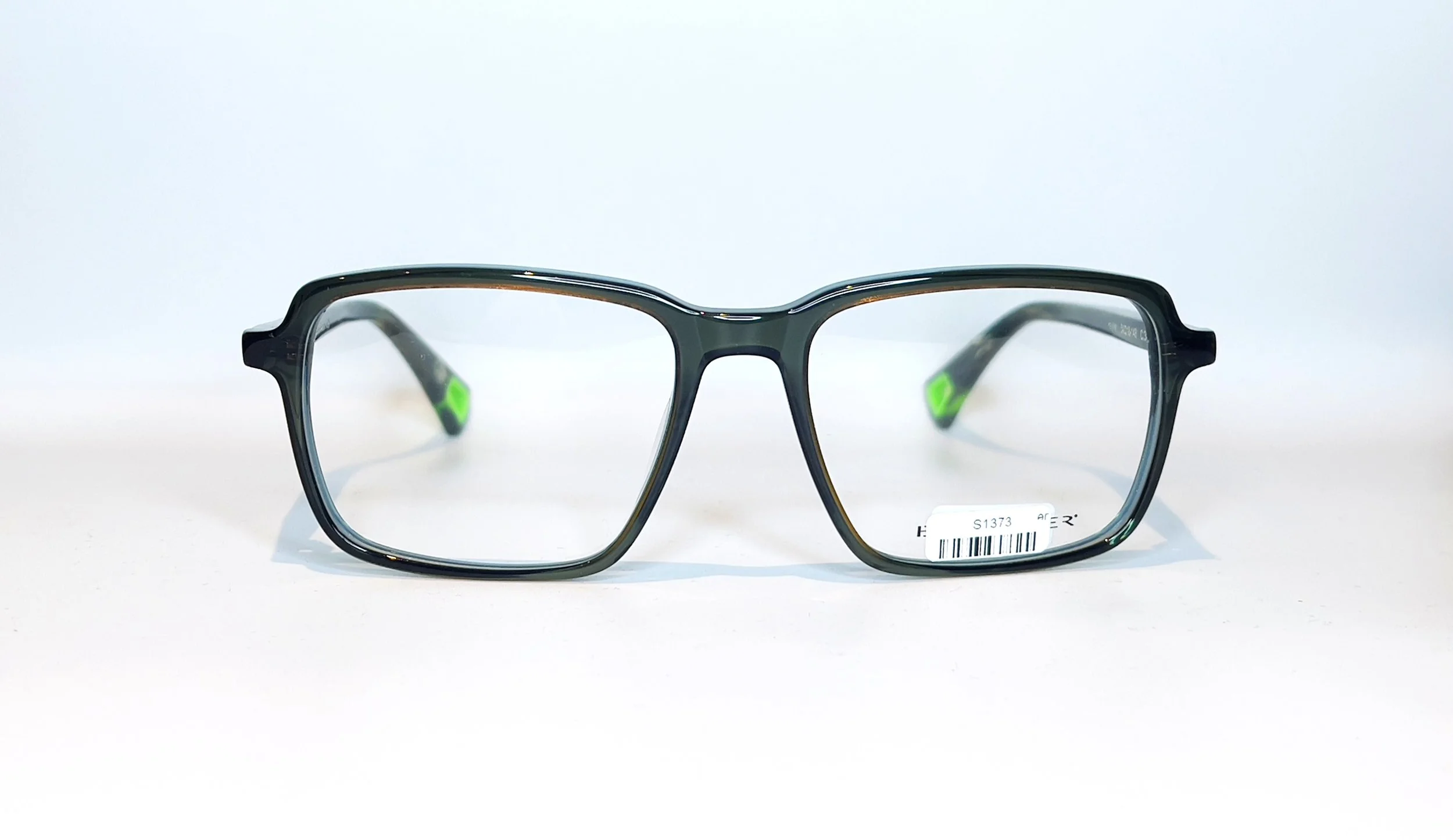 Bellinger Hawker in C340