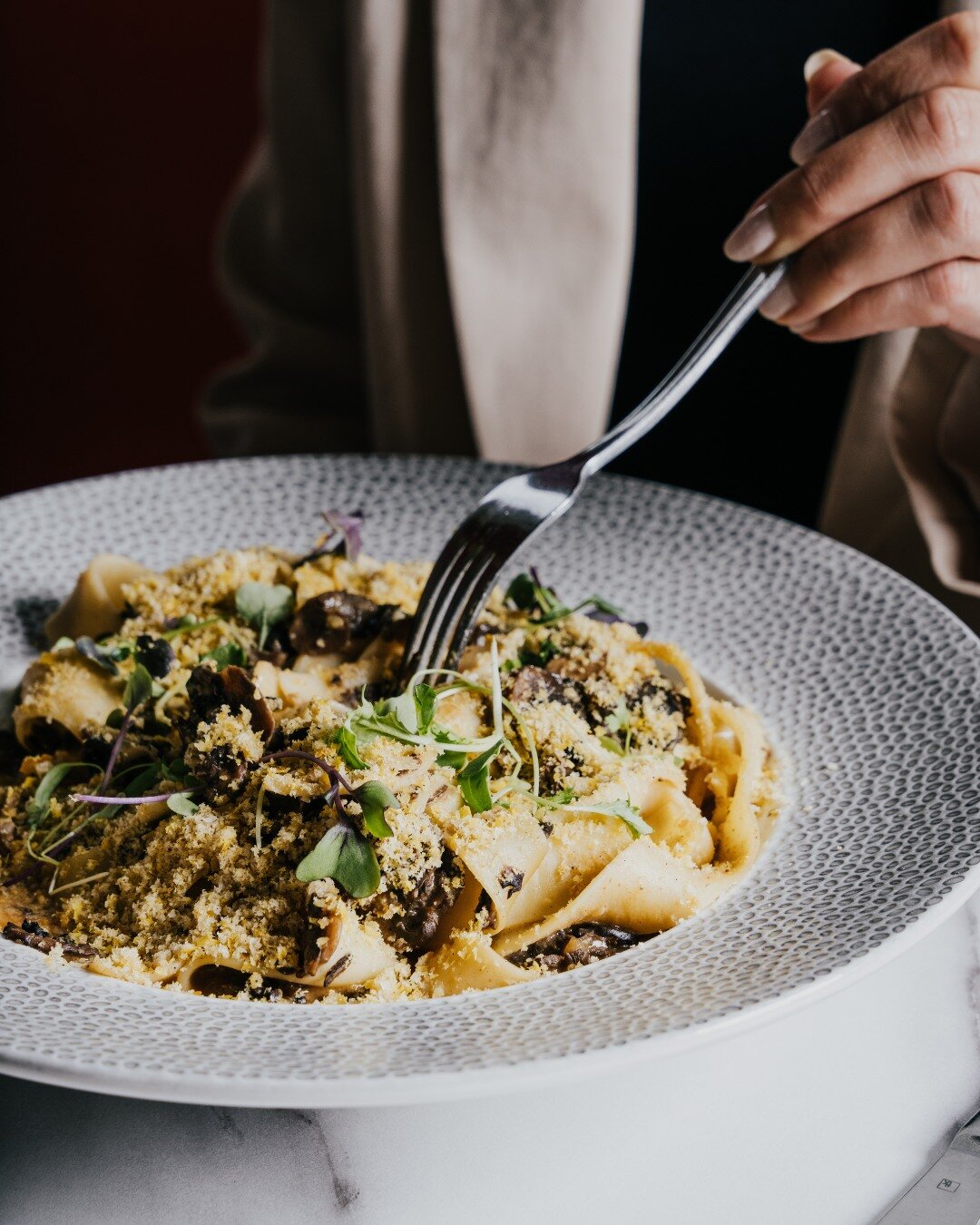 Autumn is undoubtedly the best time for mushrooms and we&rsquo;re making the most of the season with our delicious pappardelle! 🍝 A customer favourite mushroom stroganoff with macadamia and cheese&hellip; This dish will have you in food heaven! 😍✨
