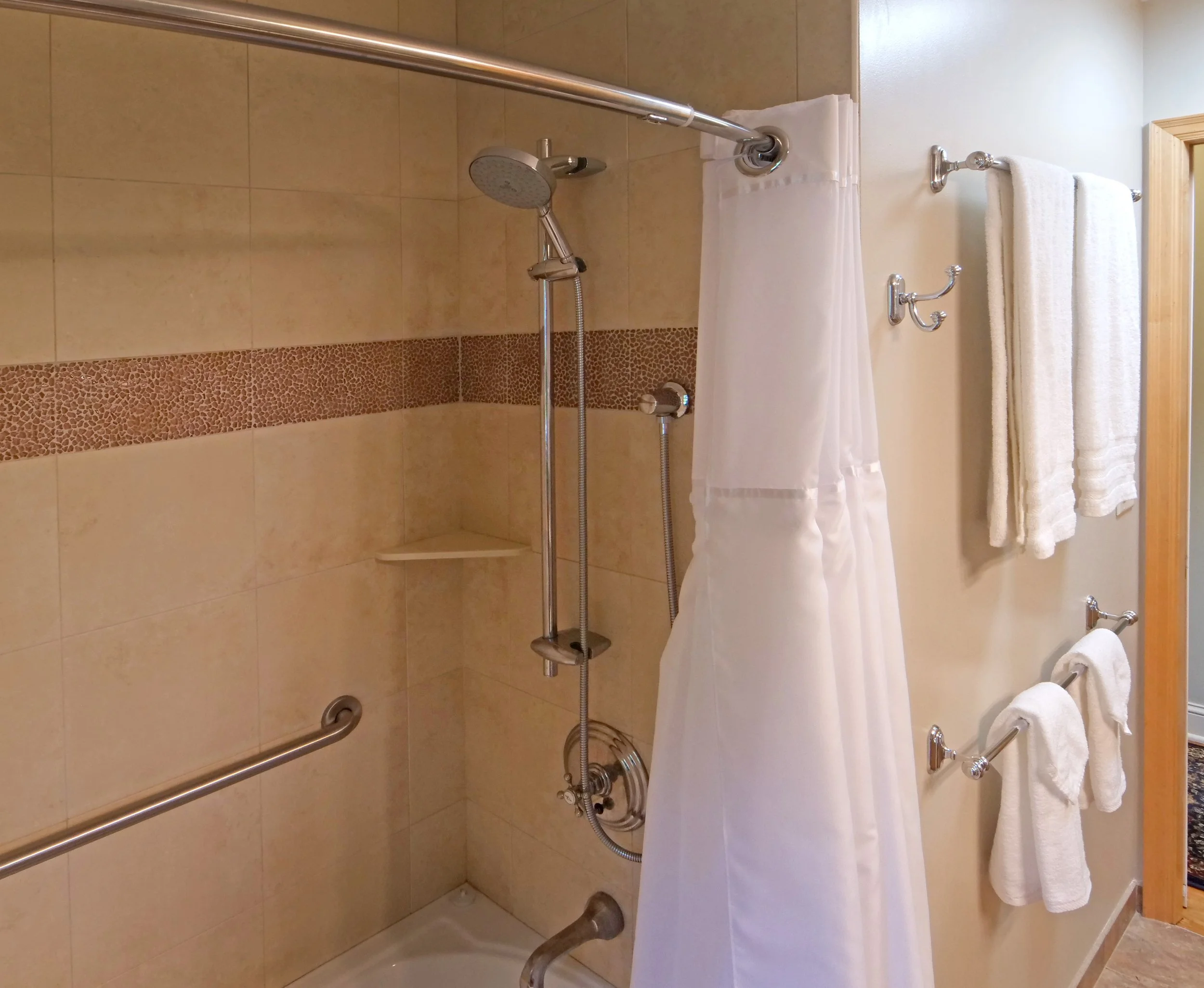 Bath 17.jpg