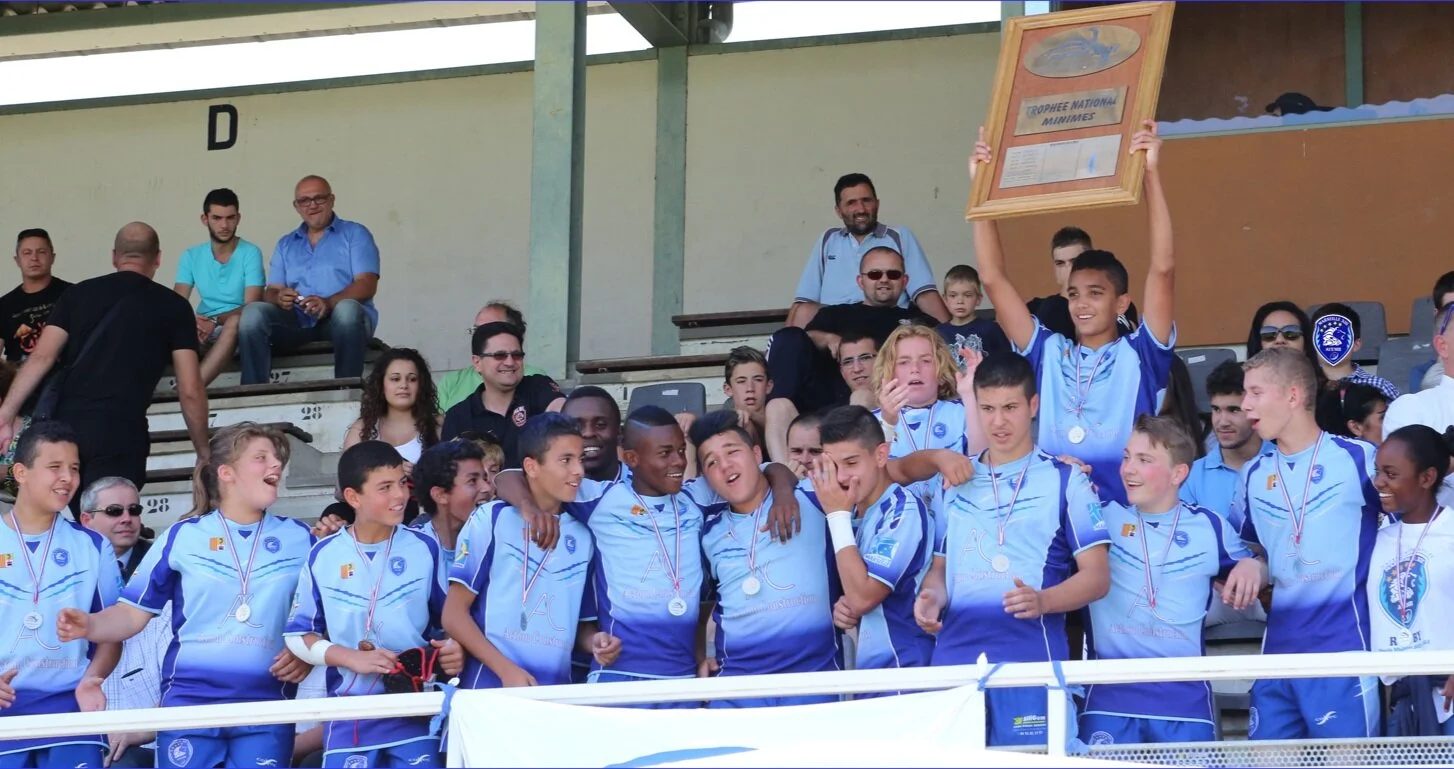 troph%C3%A9e-marseille-13-avenir-minimes.jpg