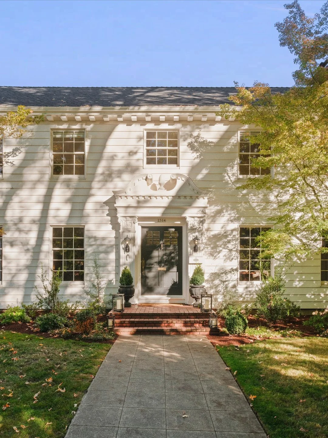 Just Listed in Grant Park