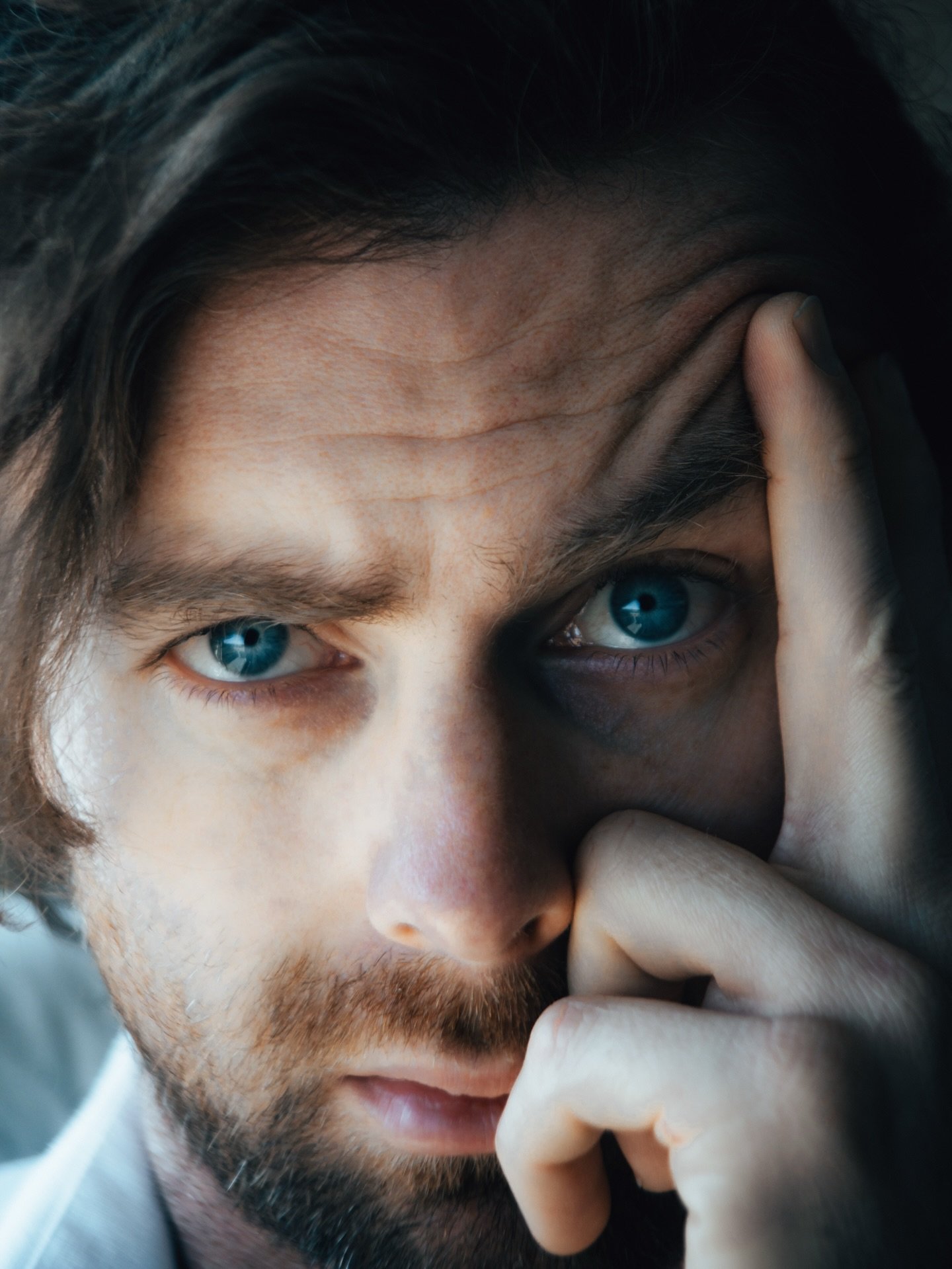 1 or 2? This lens ended up being quite the find. Surprised how sharp it is. Osawa 35-105 f3.5 #selfportrait #vintagelens #selfportraitphotography #sonya7iv #vintagelensphotography