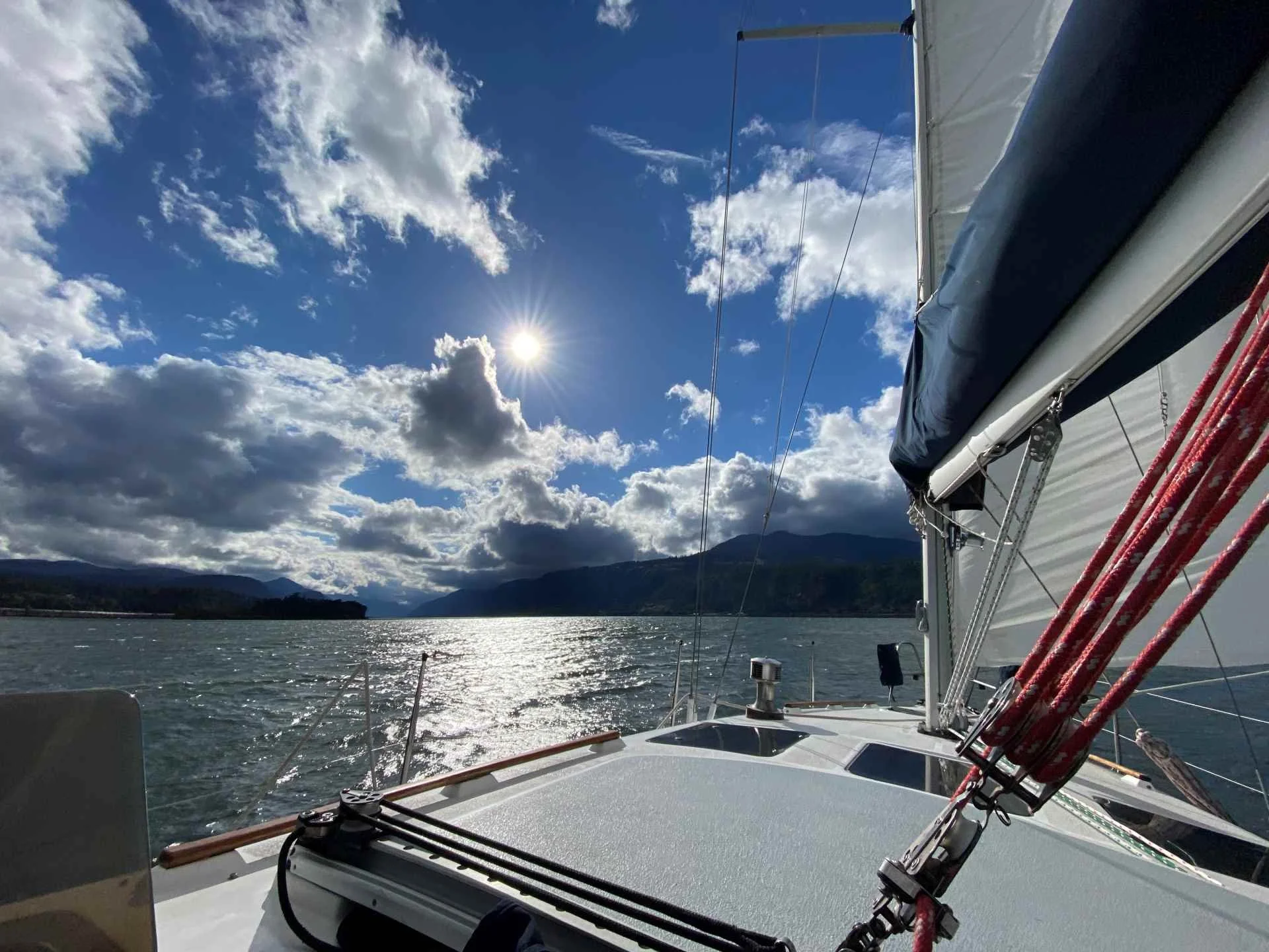 sailboat-deck-columbia-river-hood-river.jpg