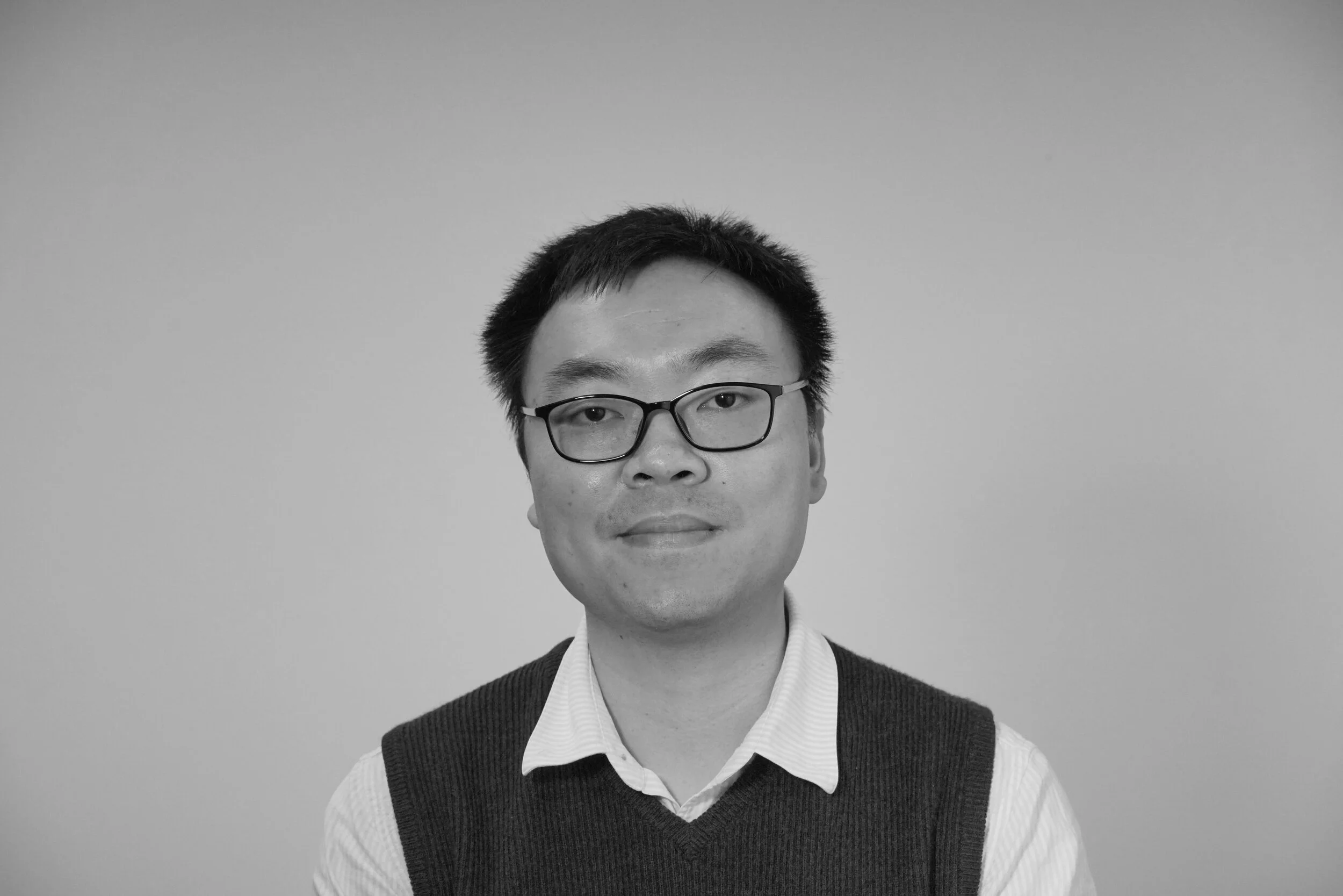 Fay Zheng-min (1)b&w.jpg