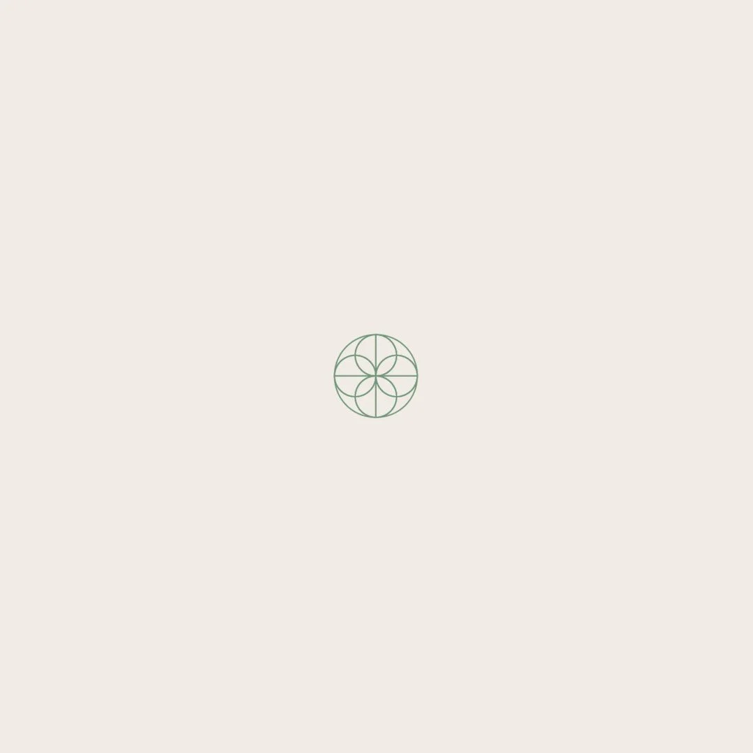 Cada elementos de nuestro branding tiene un significado. Hoy te queremos contar que transmite estos dos colores que componen nuestro logo BO&Eacute;. El beige es hogar y el verde esperanza.

#branding #addyaward #graphicdegin #logo #brand #designs  #