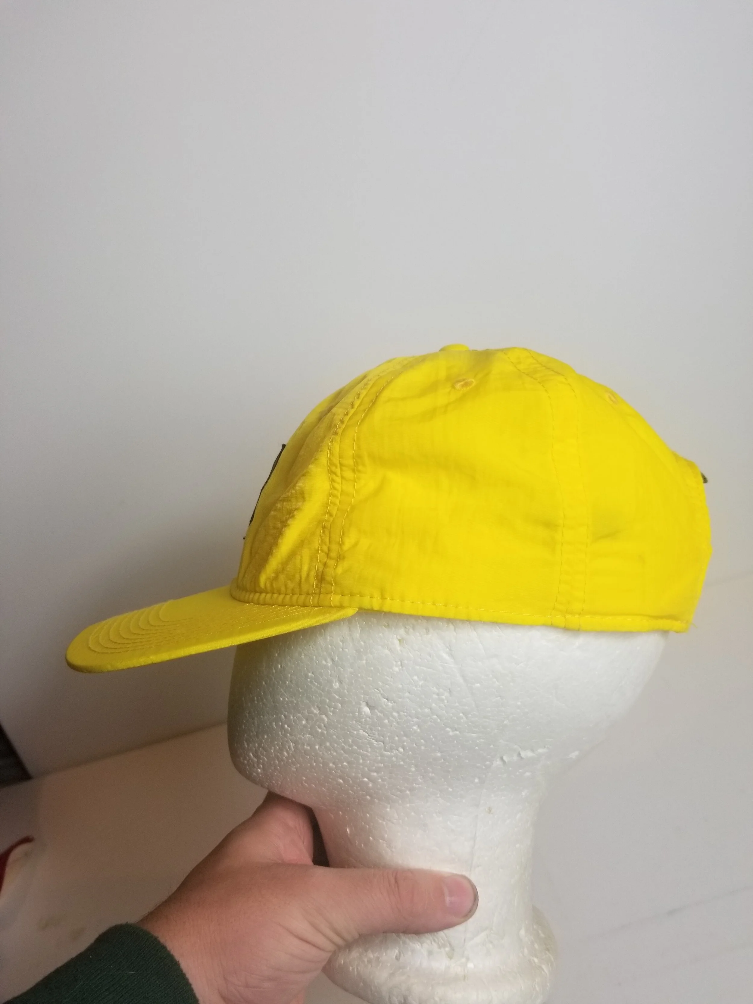 Preowned Oregon Ducks x Dutch Bros 