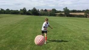 Gazapi Spin passing right hand side