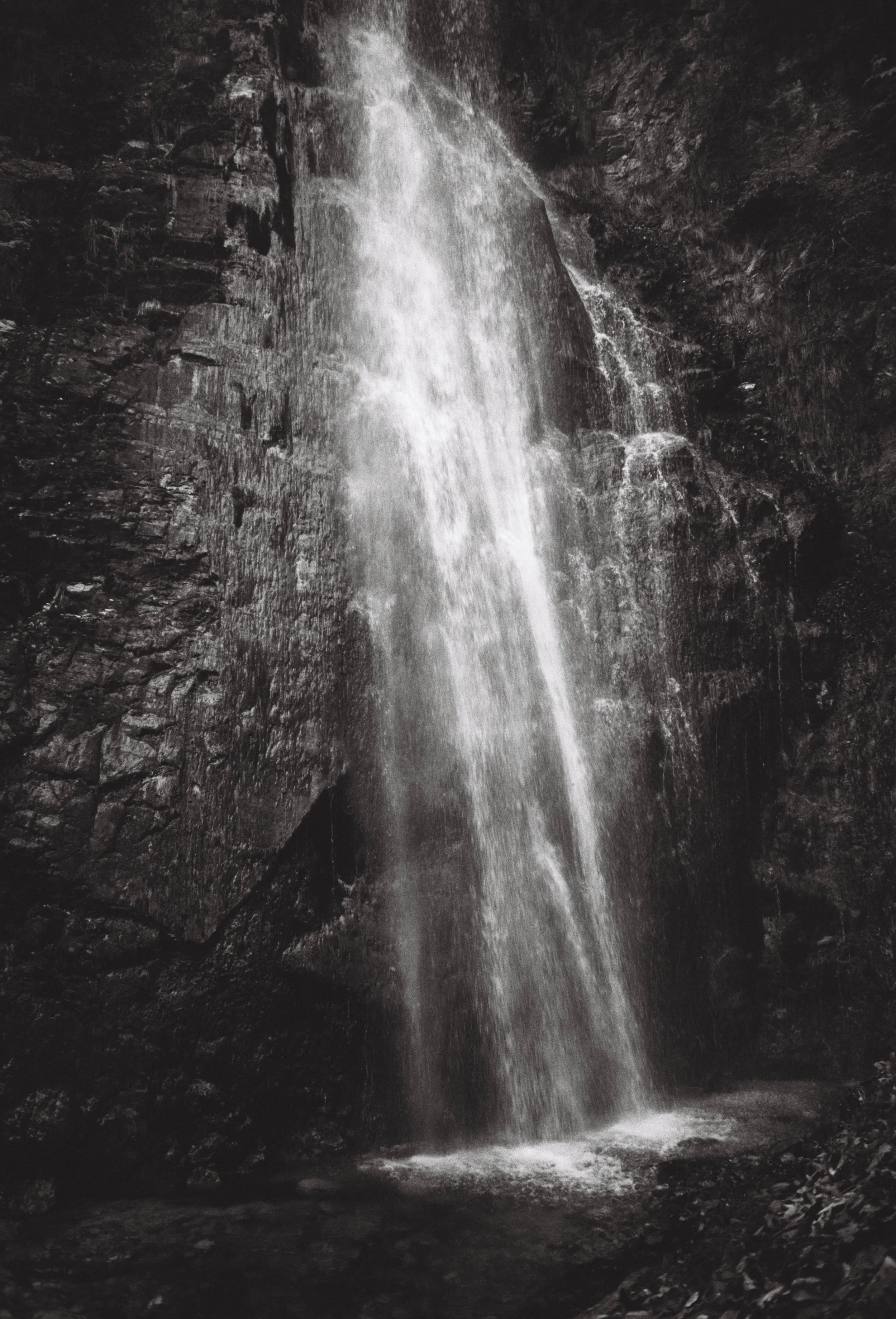 R1-06273-0015.jpg