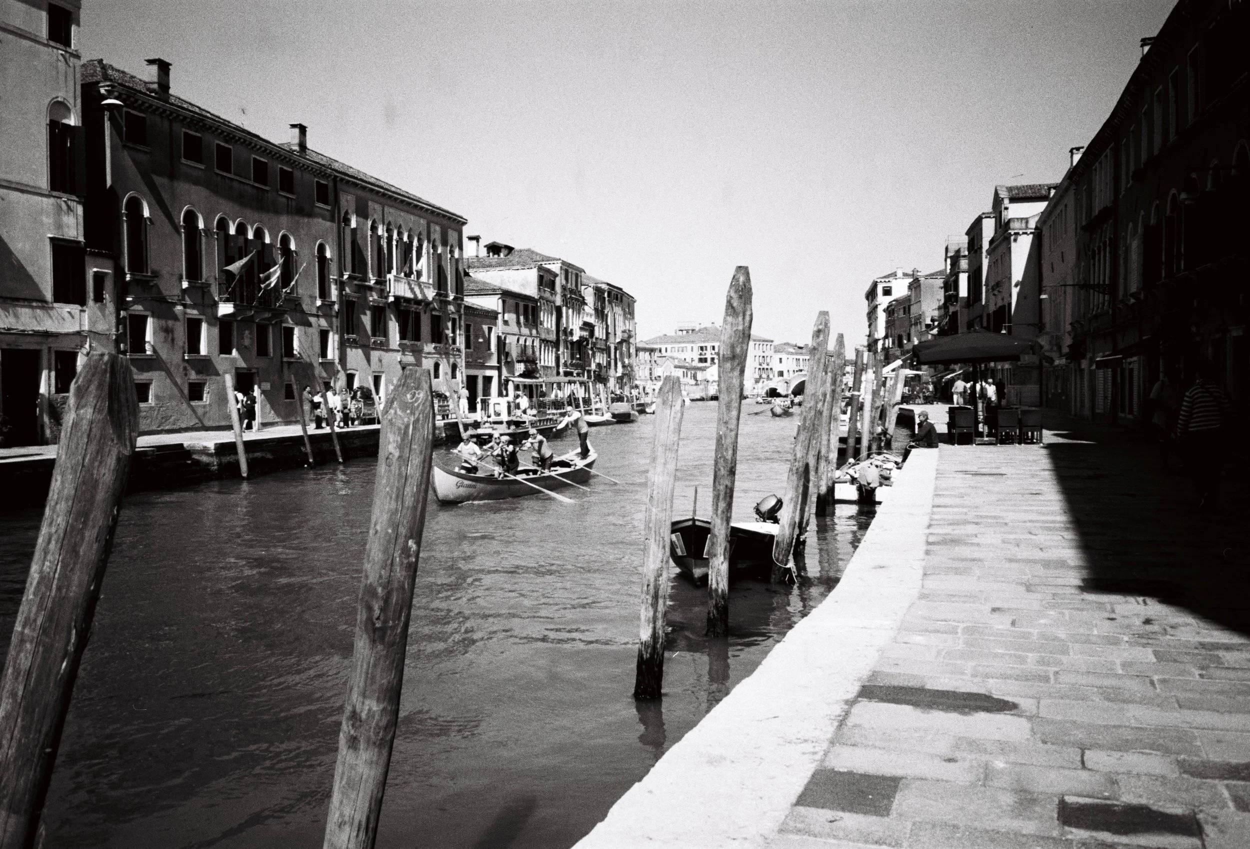 R1-06273-0035.jpg