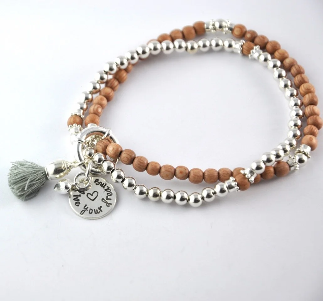 Armband "live your dreams" Rosenholz