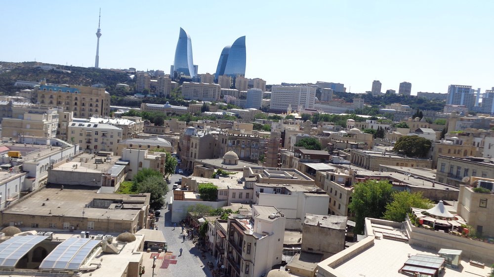 covdr DSC00772 Baku vista dalla Maiden Tower.JPG
