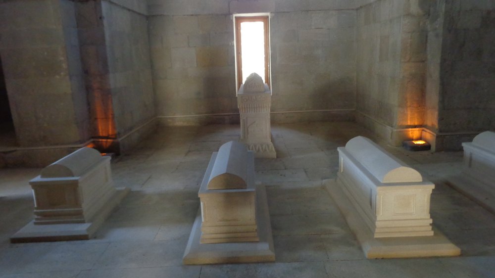 DSC00744 Tomb of Shirvanshahs' Family.JPG