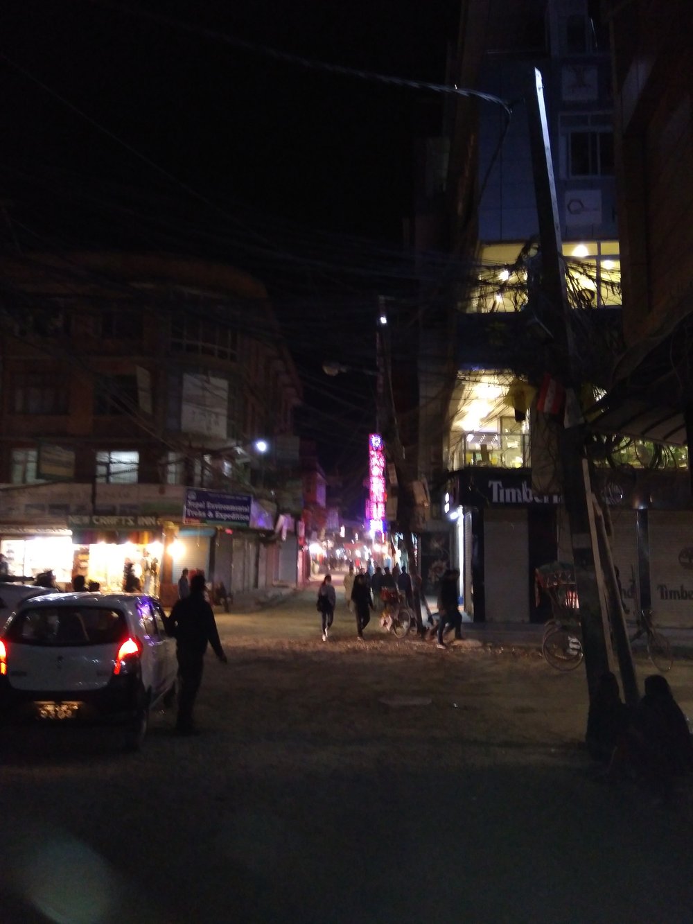 IMG_20171207_190716 Strada di Thamel in Kathmandu.jpg