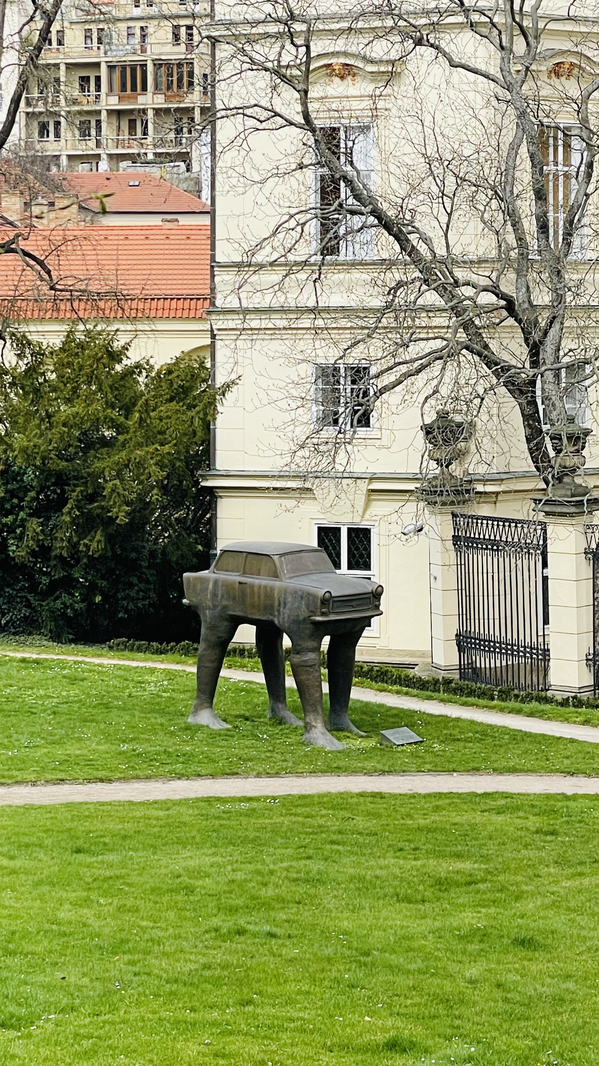 Quo vadis by David Cerny inside Germany Embassy (Copia)