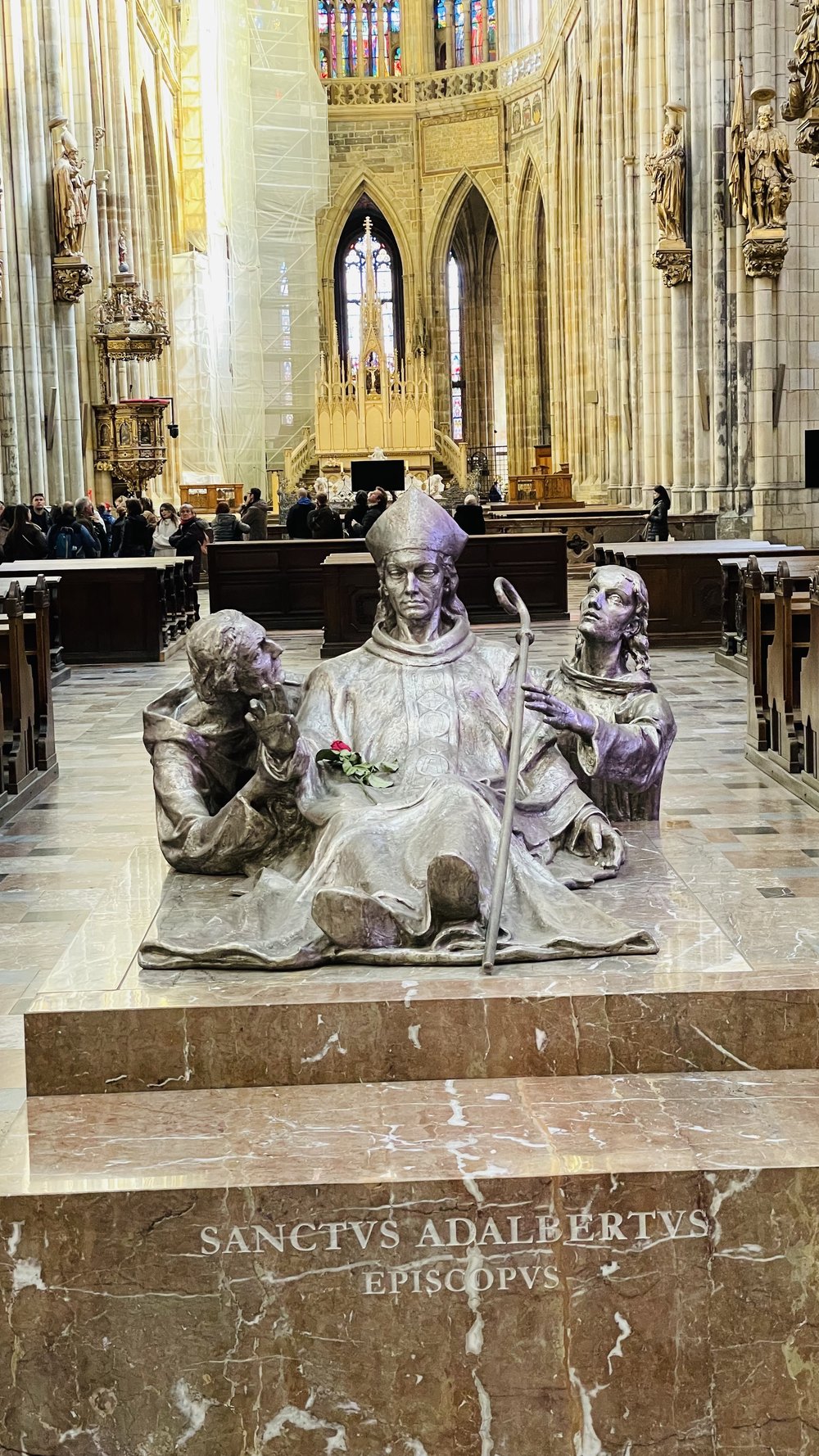 Statue St. Vojtech (Adalberto) in St. Vitus Cathedral