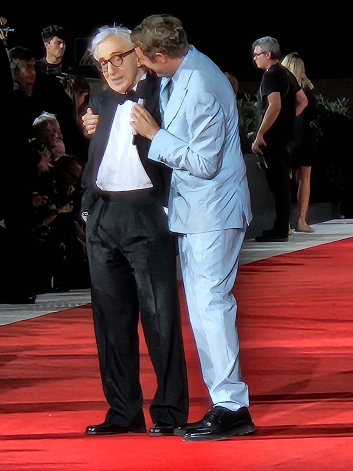 143 Woody Allen sul tappeto rosso alla prima mondiale del suo film Coup de Chance.JPG