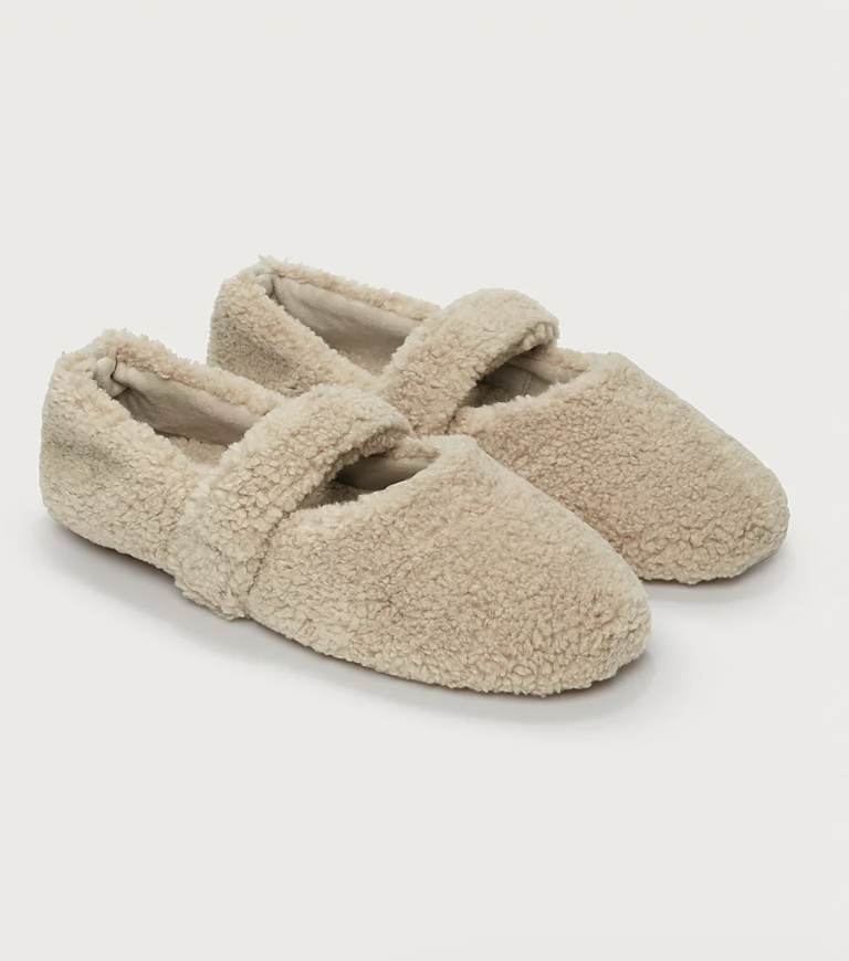 SLIPPERS