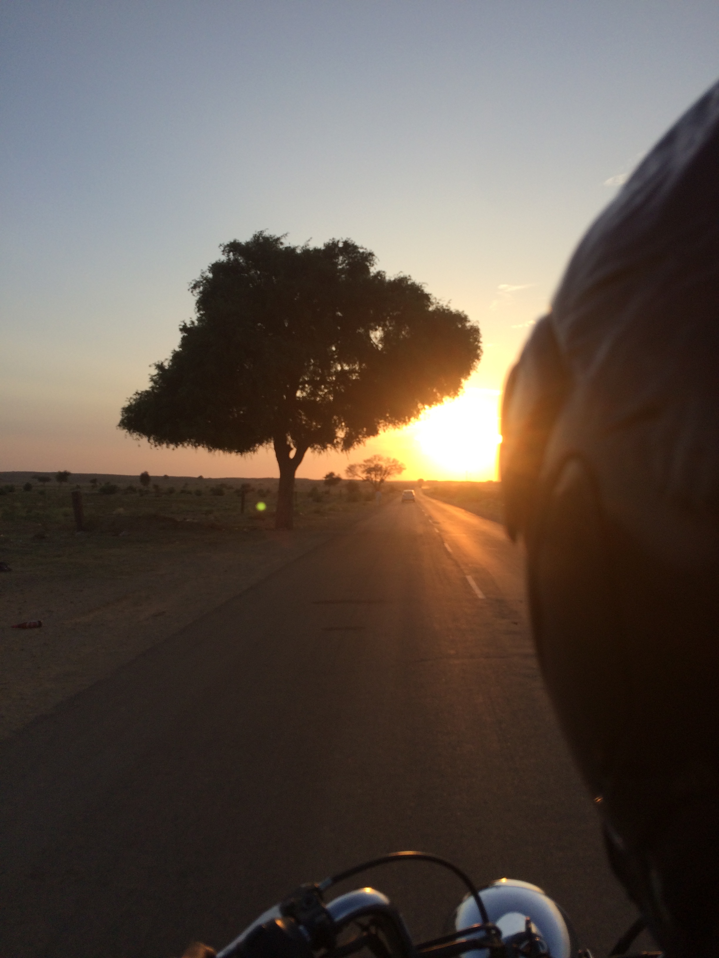 05 Episode - On the road - English