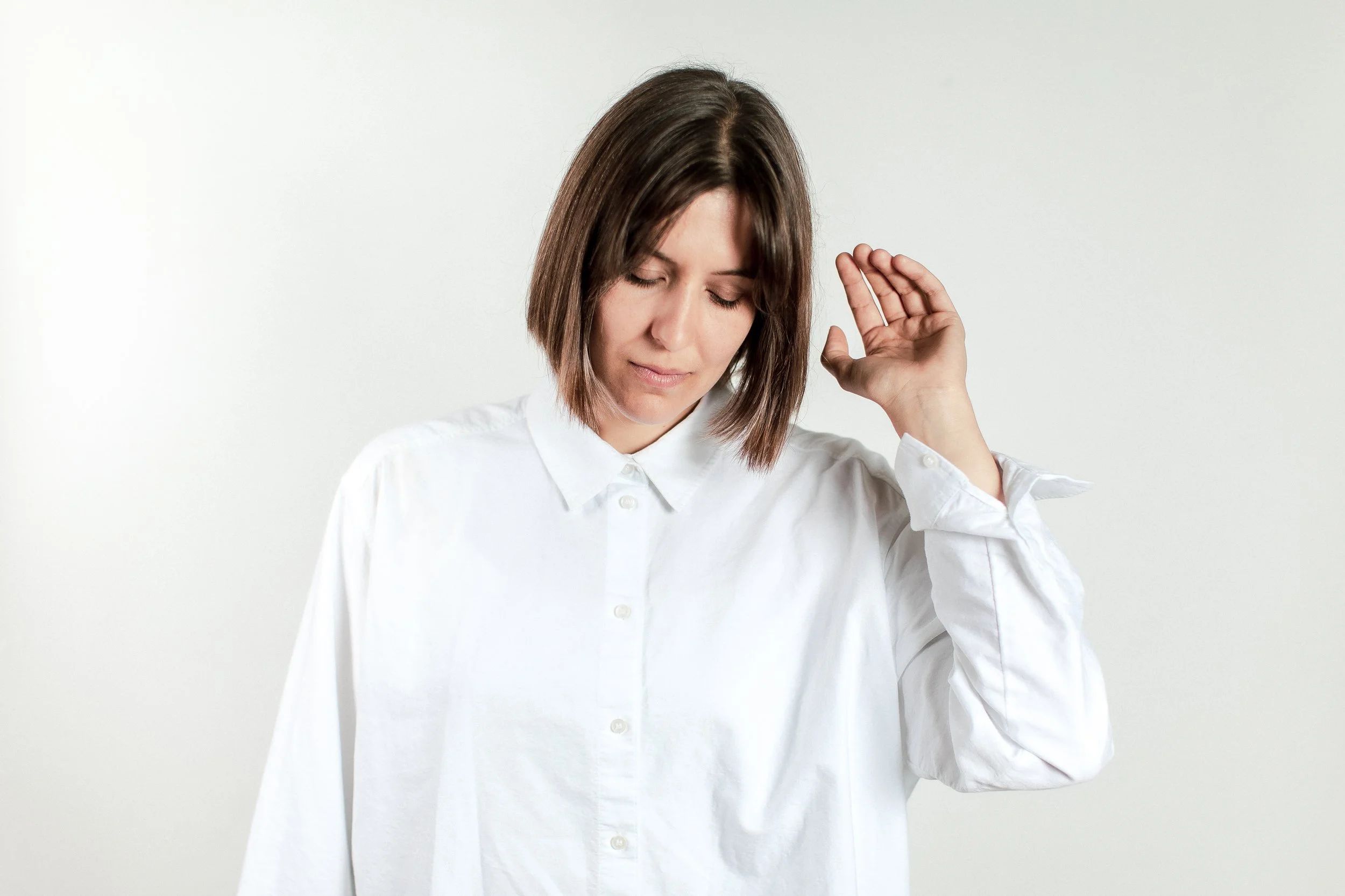 Listening to Touch - Nicole Robson