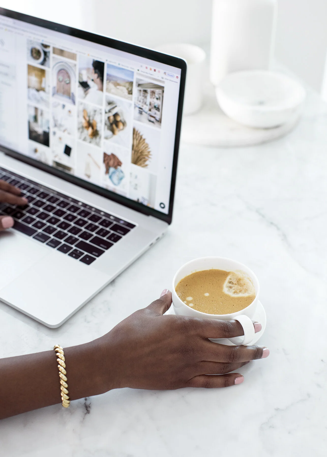 Is blogging dead? The benefits of blogging & if you should start one