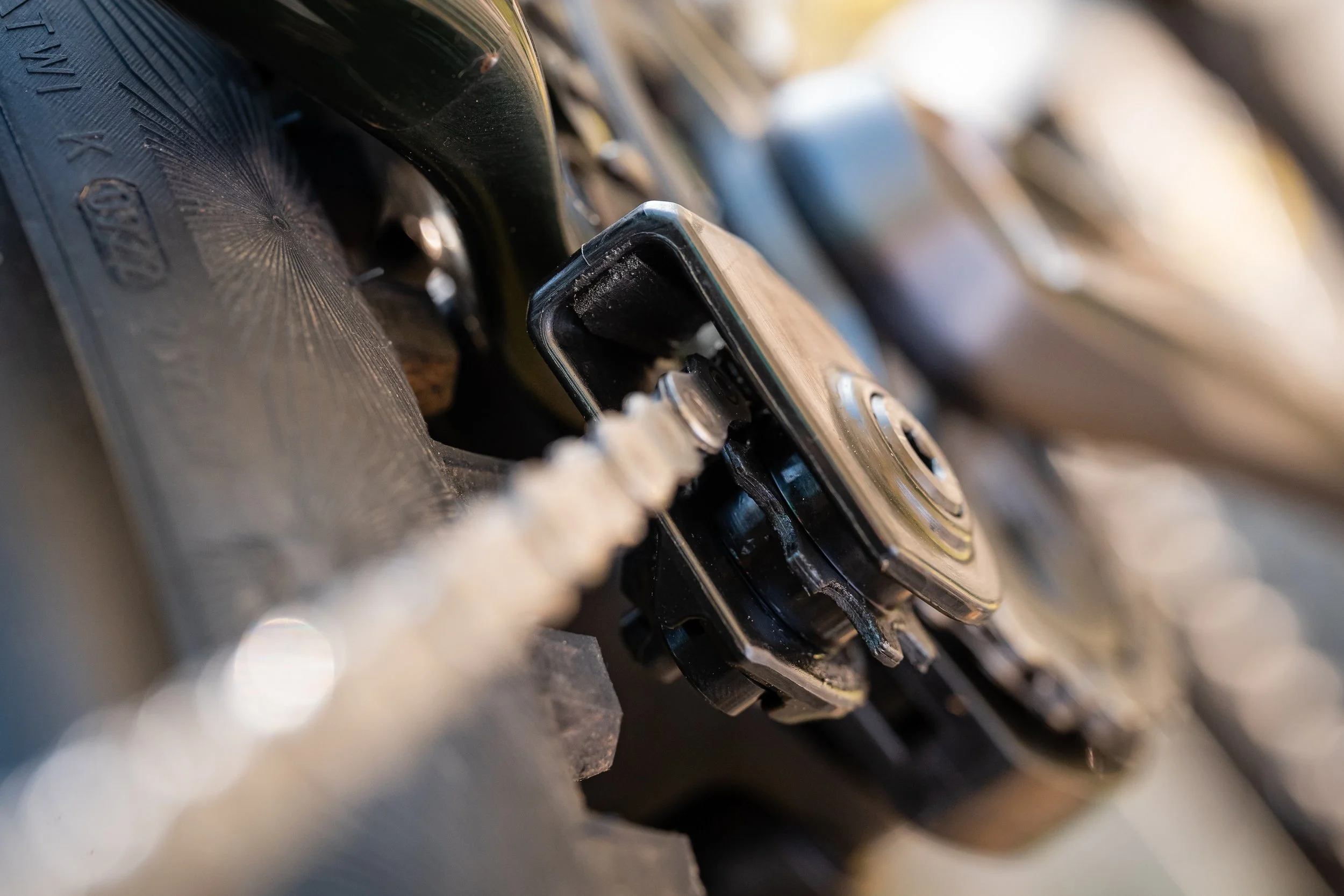 Chain Guide Installation | Deviate Cycles Support — Deviate Cycles ...