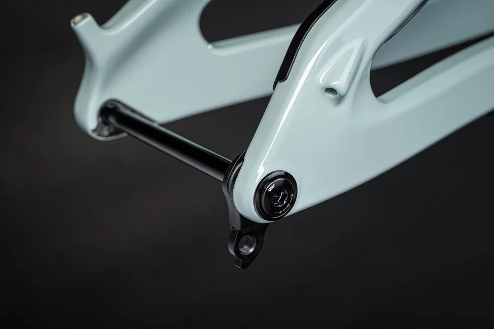 Highlander II Carbon Trail Bike | Deviate Cycles — Deviate Cycles ...