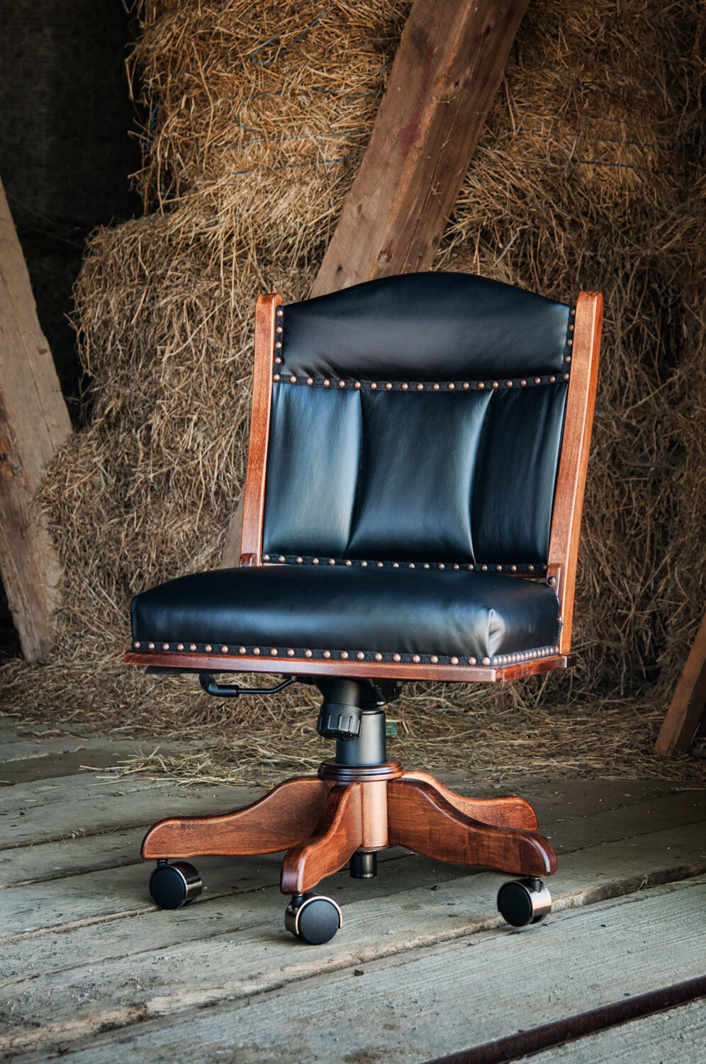 Oswego Executive Office Chair - Countryside Amish Furniture