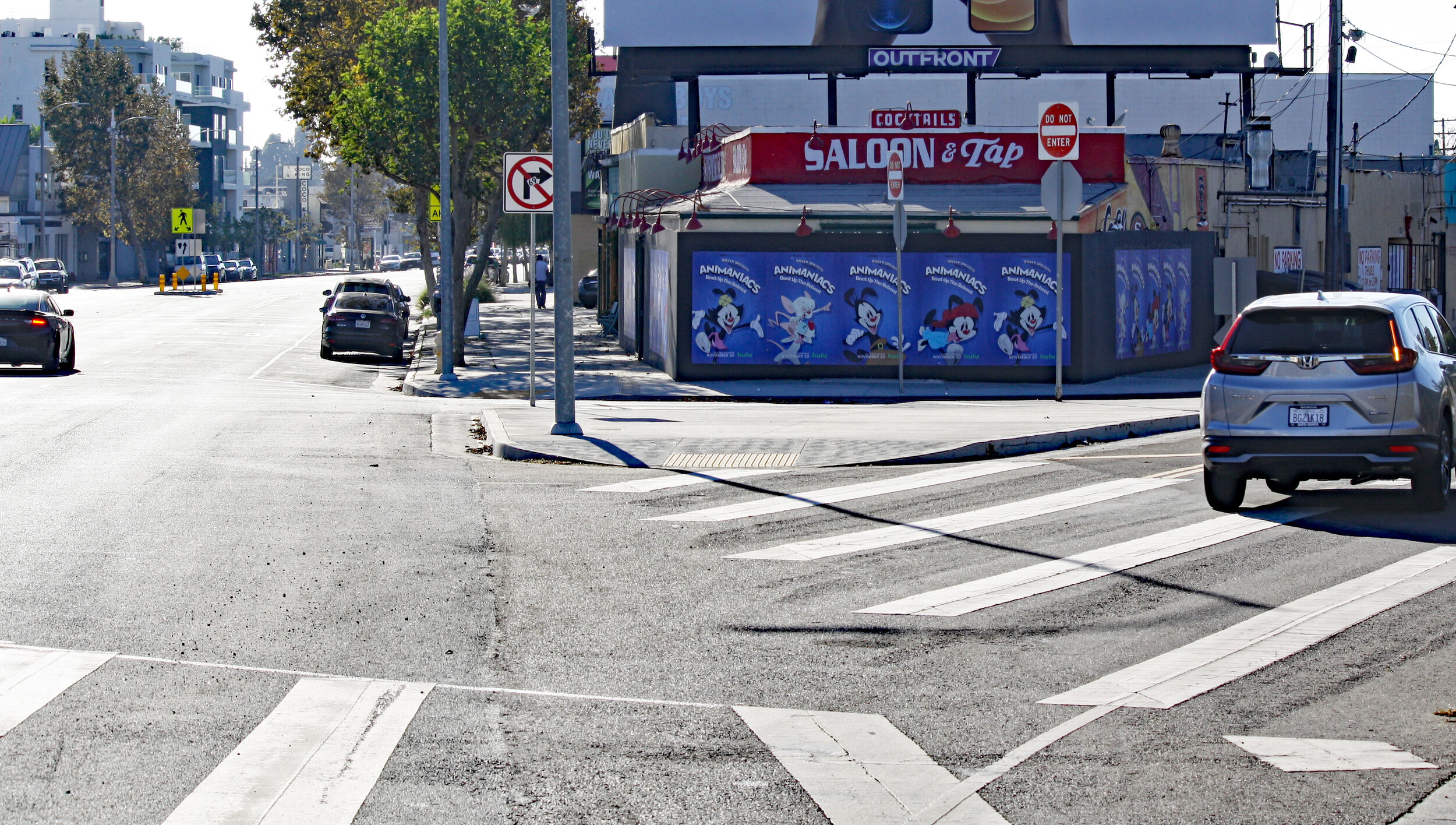 04_LA-02_Hulu_Animaniacs_Pico & Exposition Blvds West Bound Approach Photo.jpg