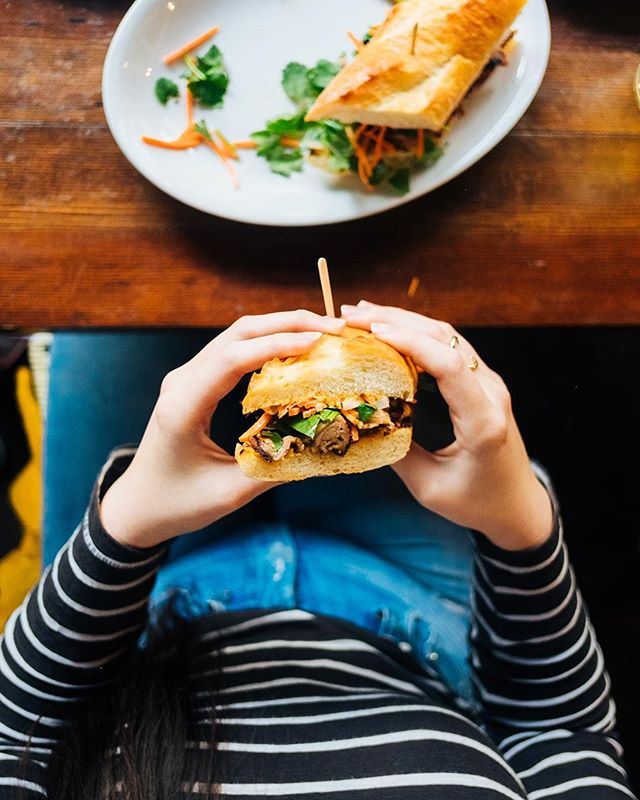 The Banh Mi might not be the 'it' sandwich anymore, but it's still a winner in our eyes. And mouths.
.
#cafebernardo #banhmi #eatersacramento #exploresacramento #eatsacramento #sacfarm2fork #igersac #sacfoodie #sacfoodies #scoutsac #foodiesofsac #sac