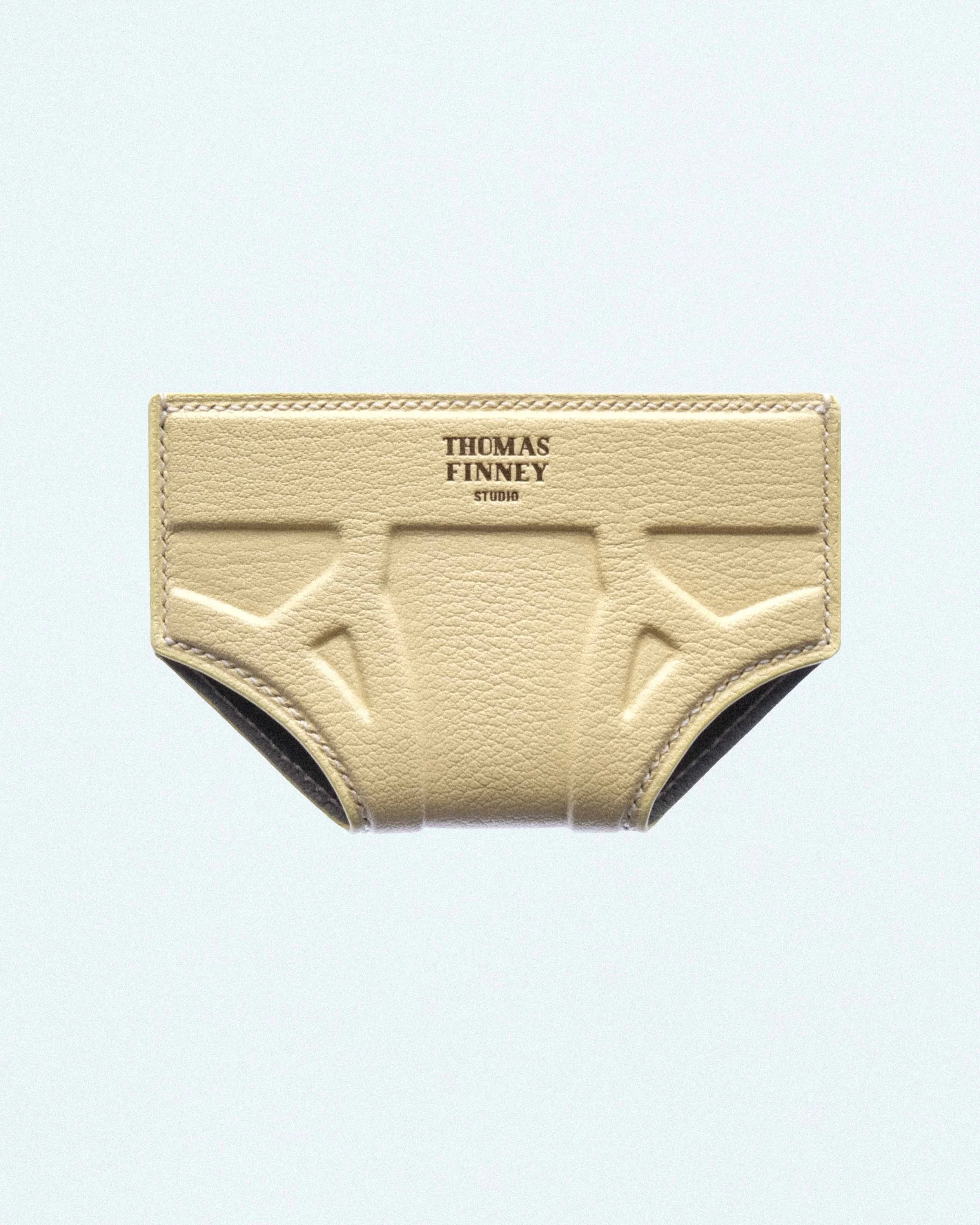 BRIEF CARD CASE IN YELLOW TRAPUNTO CHEVRE-2.jpg