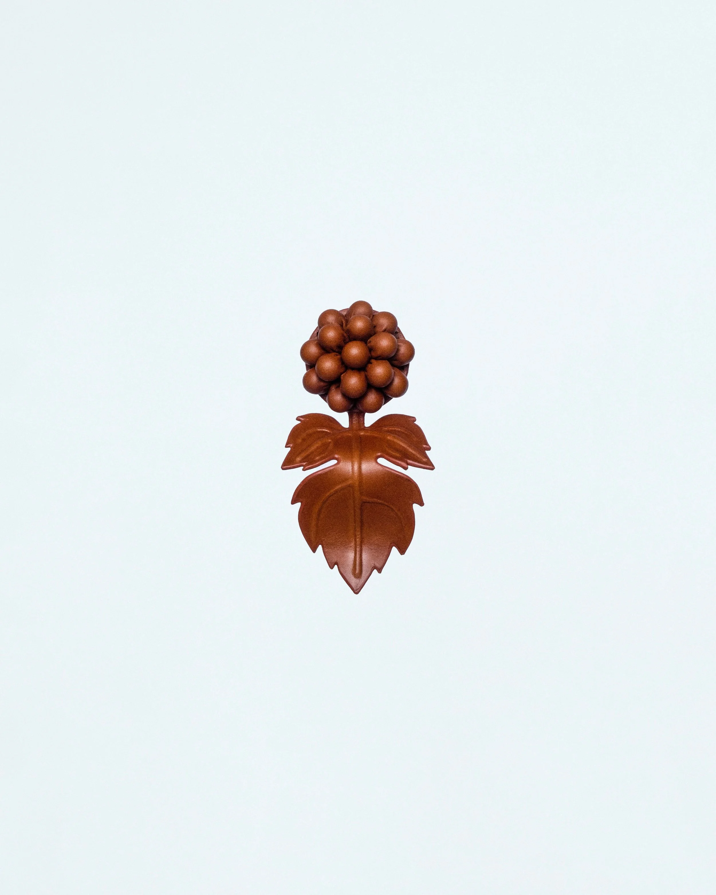 Twinkberry Strap Charm in Brown Leather
