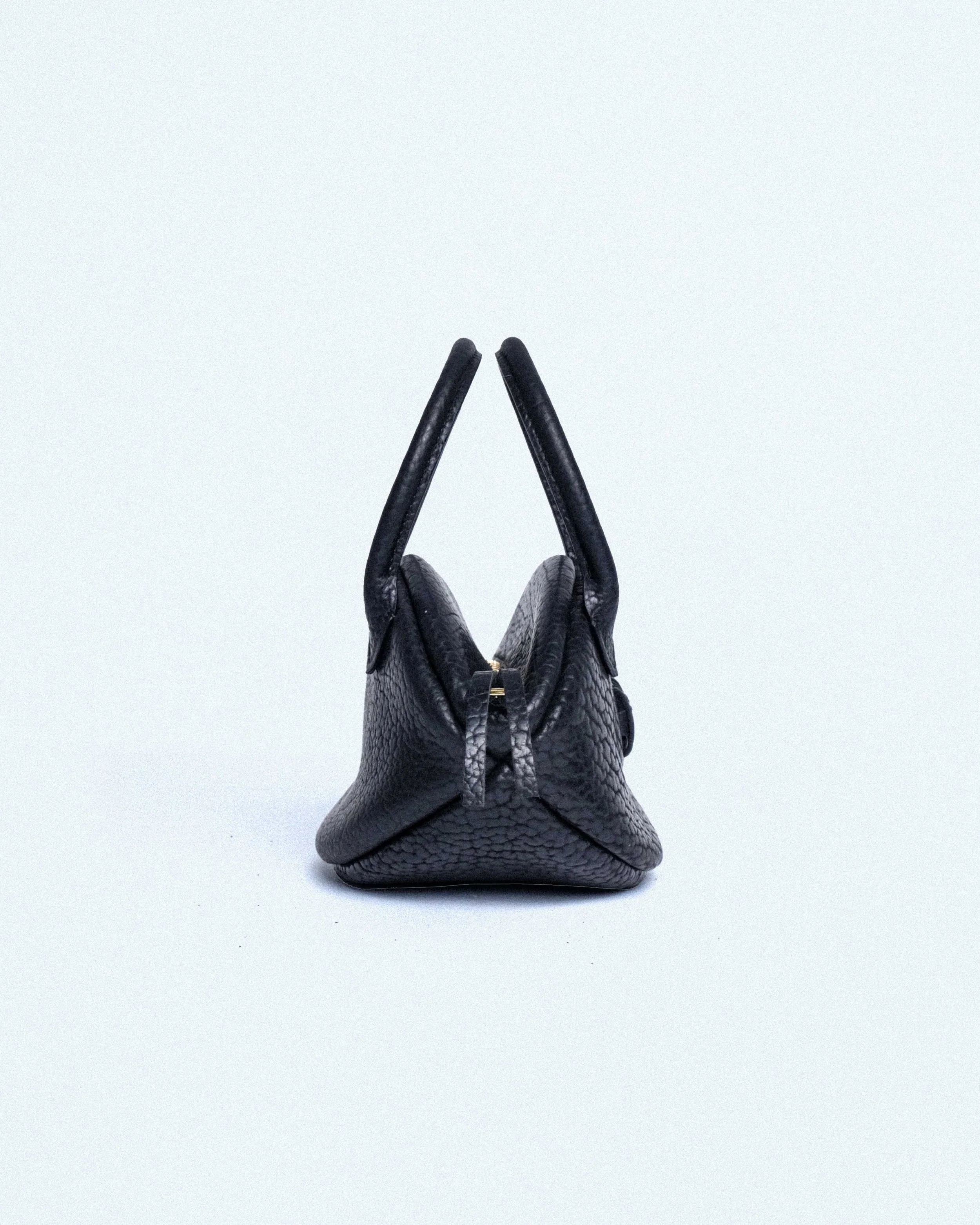 BALL BAG IN BLACK BISON-3.jpg