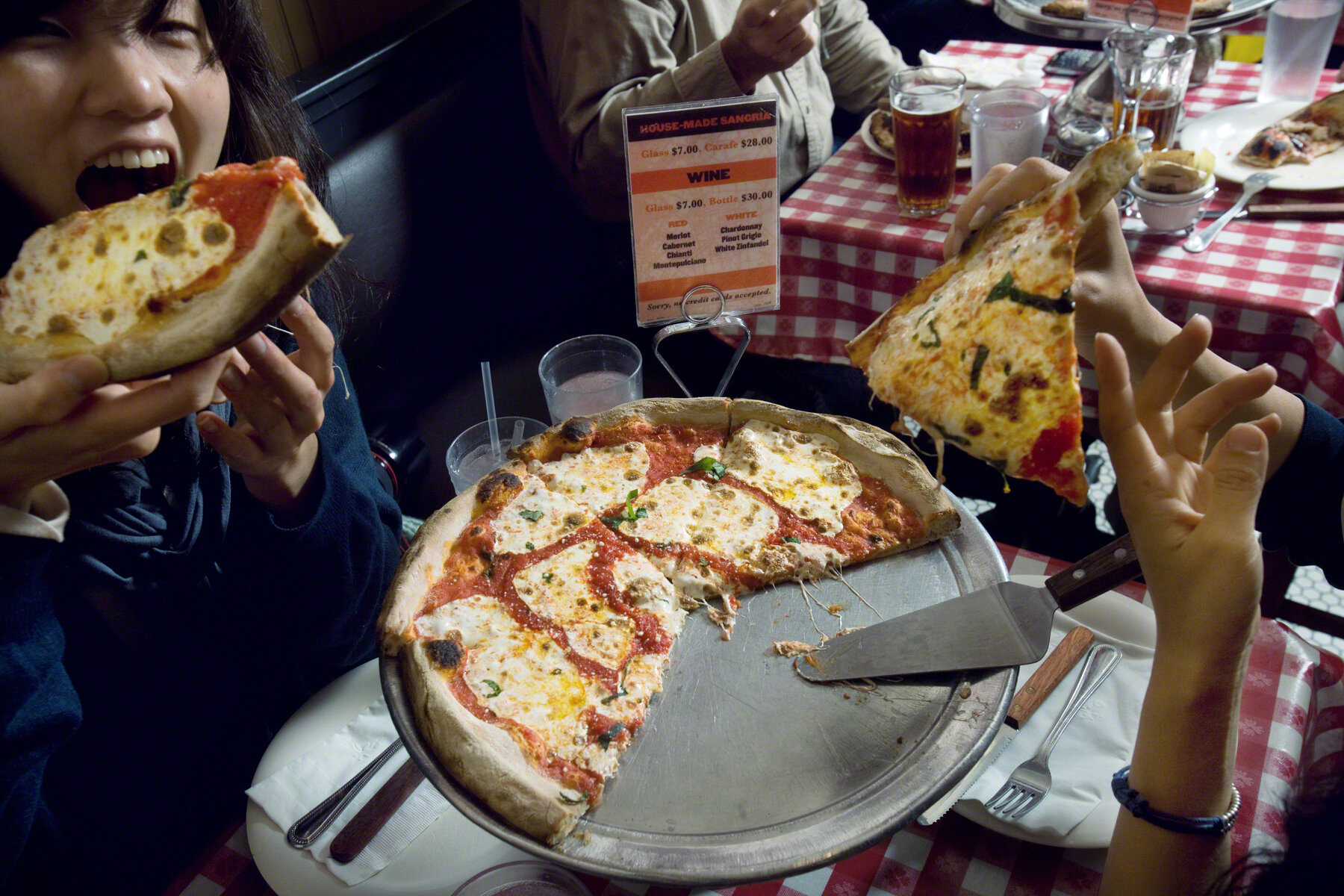  Lombardi's, Little Italy 