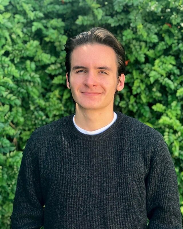 #seniorspotlight ✨
Congrats on graduating, Thomas!

Although Thomas did a program studying abroad in Madrid, he says &ldquo;much of my time at LMU can be attributed to the @lmulibrary and Hilton.&rdquo; Thomas served the @lmucba and the Accounting So