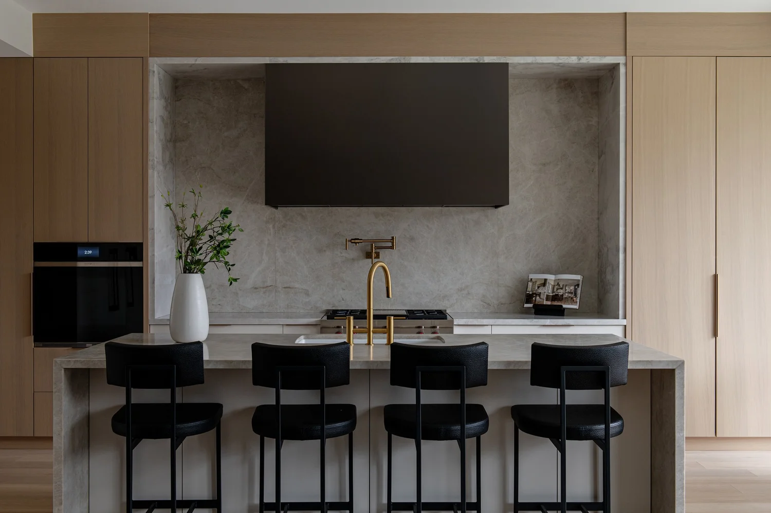 7-Se7en Interiors Inc