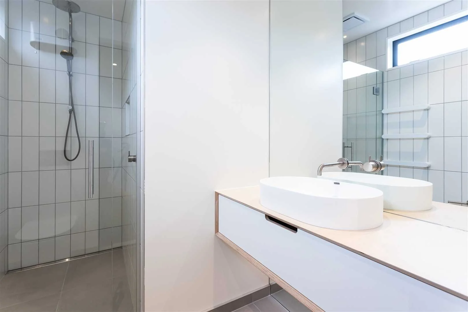 St James B Ensuite.jpg