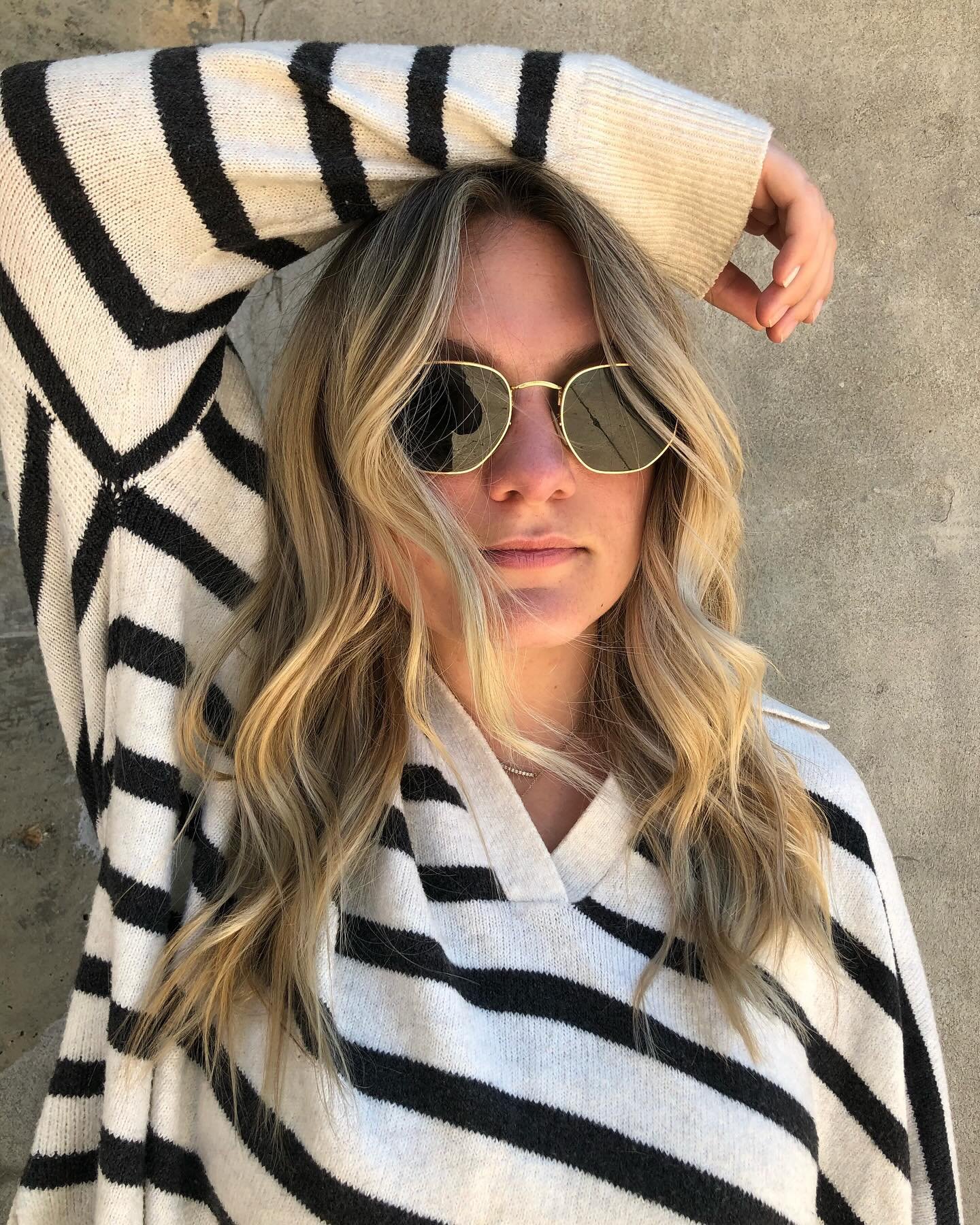 e l l i e

@innersenseorganicbeauty
- Sweet Spirit Leave In Conditioner
- I Create Lift
- I Create Shine

#dcbalayage #dchairsalon #dcstylist #balayage #highlights #dcsalon #americanuniversity #tenleytown #audc #dcblonde #dcblondespecialist #blondehi