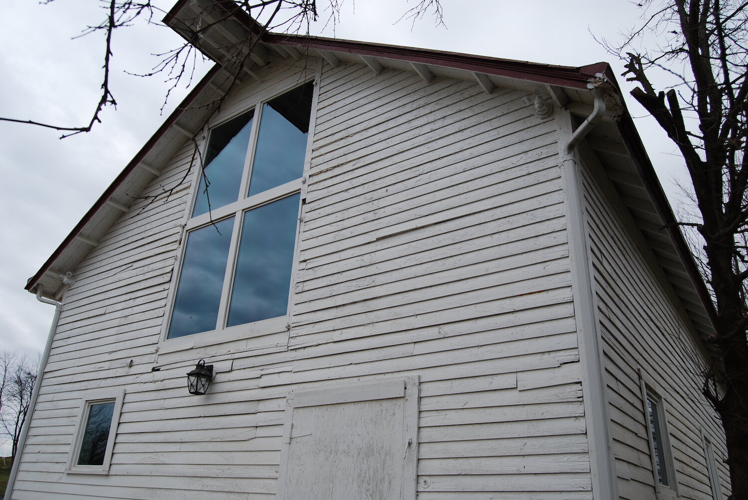 Exterior wall with windows 2.JPG