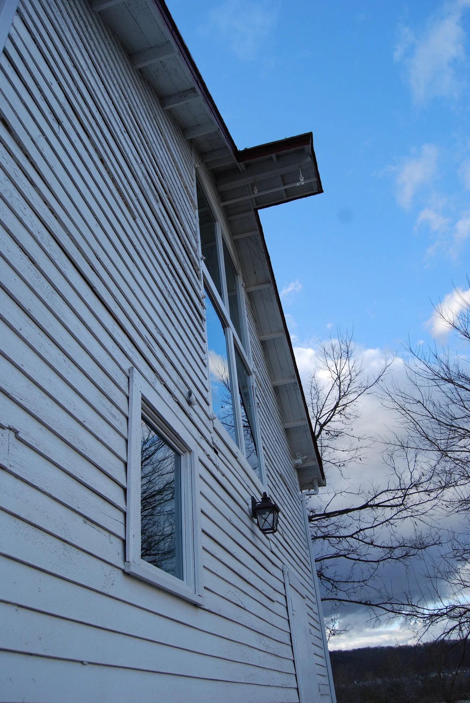 Side wall with sky.JPG