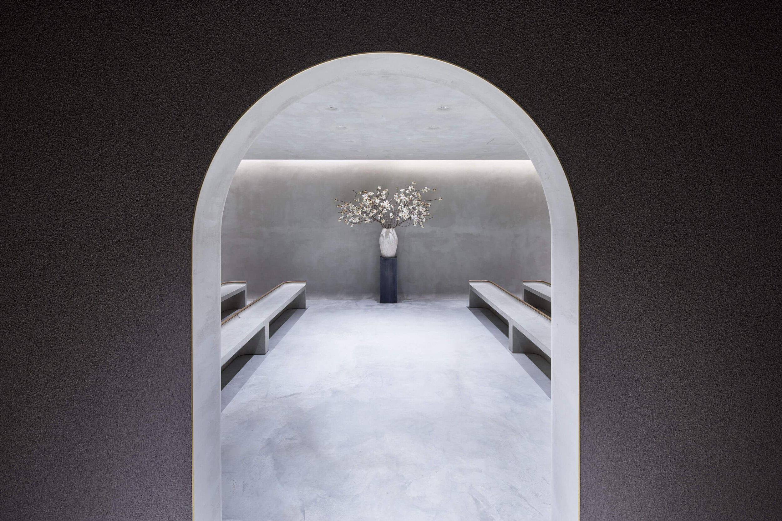 puddle-iwai-omotesando-wedding-hall-interior-design-tokyo-japan-idreit-017.jpg
