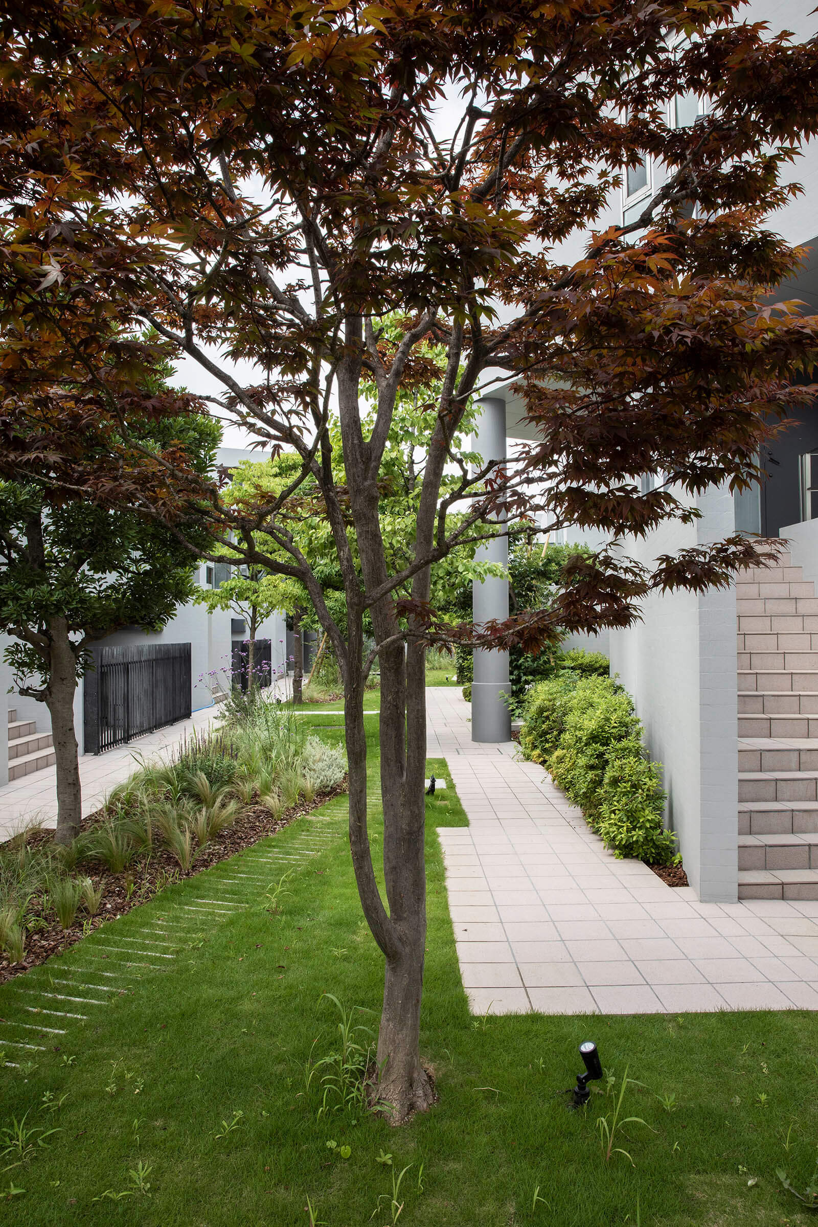 keiji-ashizawa-design-kinuta-terrace-tokyo-japan-residence-interior-design-idreit-4894.jpg