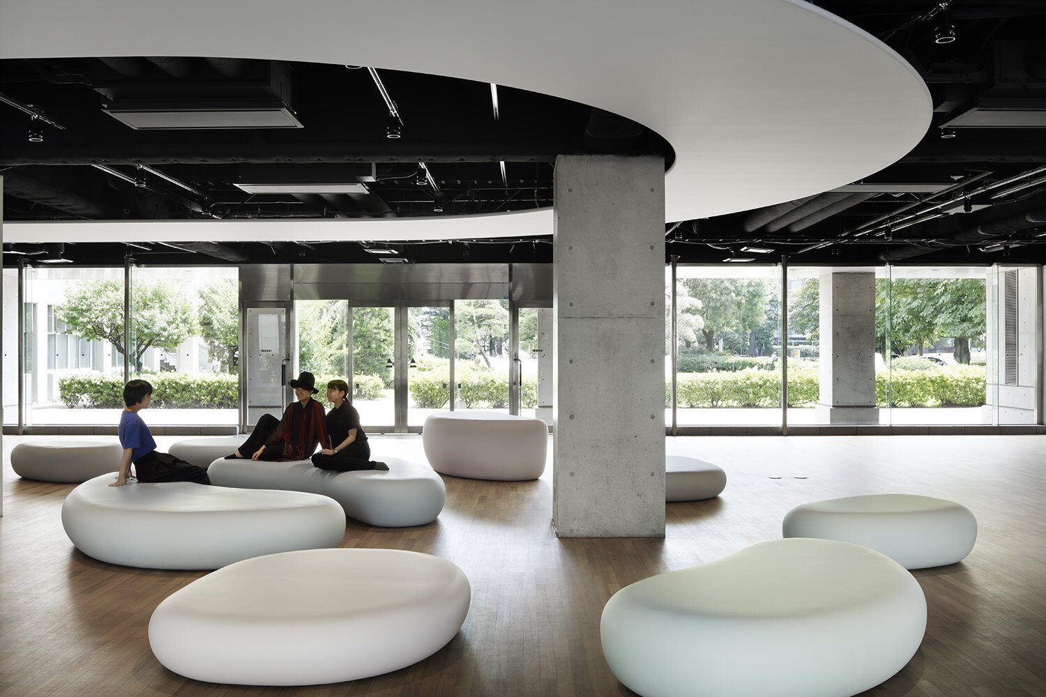Musashino Art University ZERO SPACE by Igarashi Design Studio — IDREIT ...