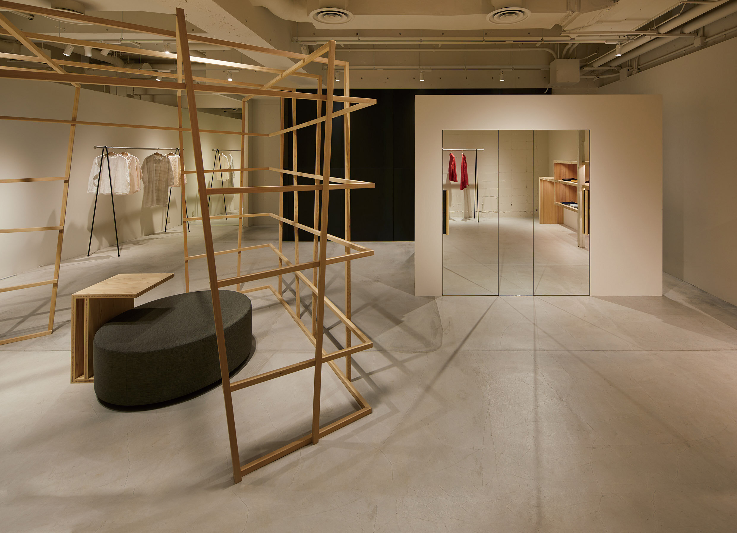koizumi-studio-plantation-aoyama-fashion-store-interior-design-idreit-109_c-s.jpg