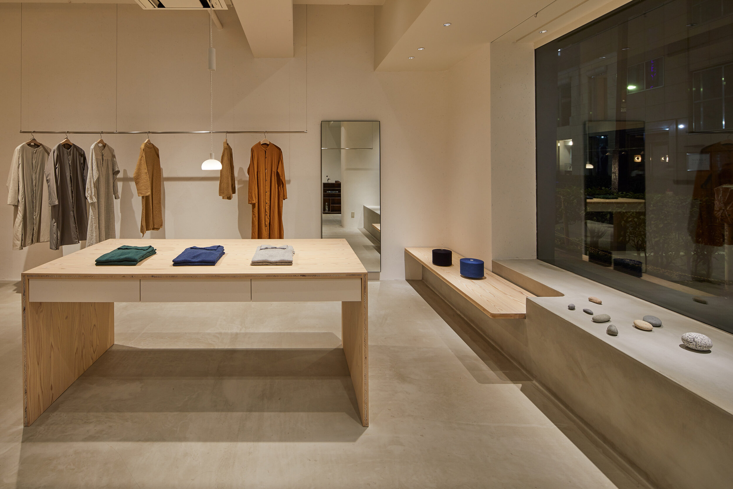 koizumi-studio-plantation-aoyama-fashion-store-interior-design-idreit-17.jpg