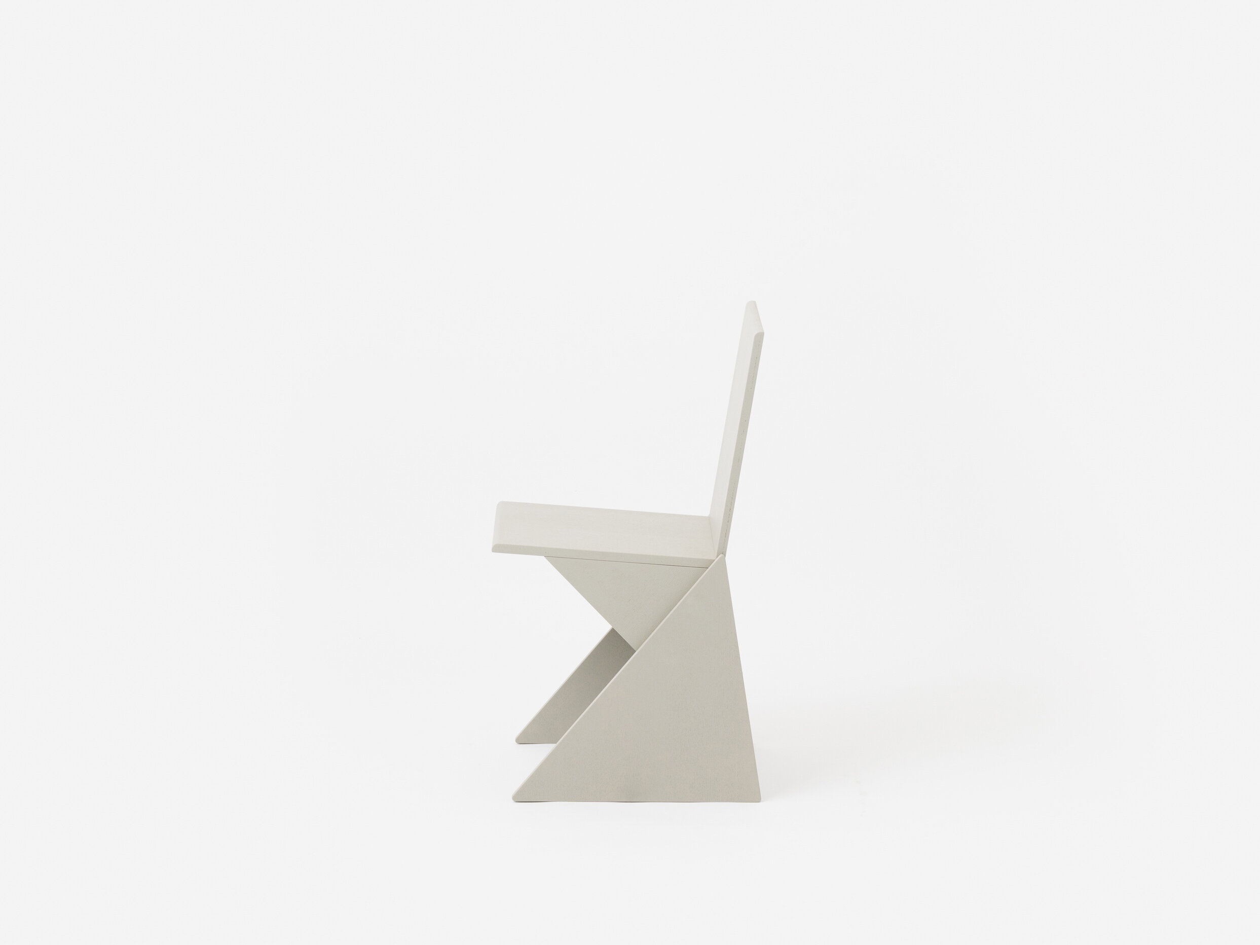 kodai-iwamoto-sankaku-chair-furniture-design-idreit-042.jpg