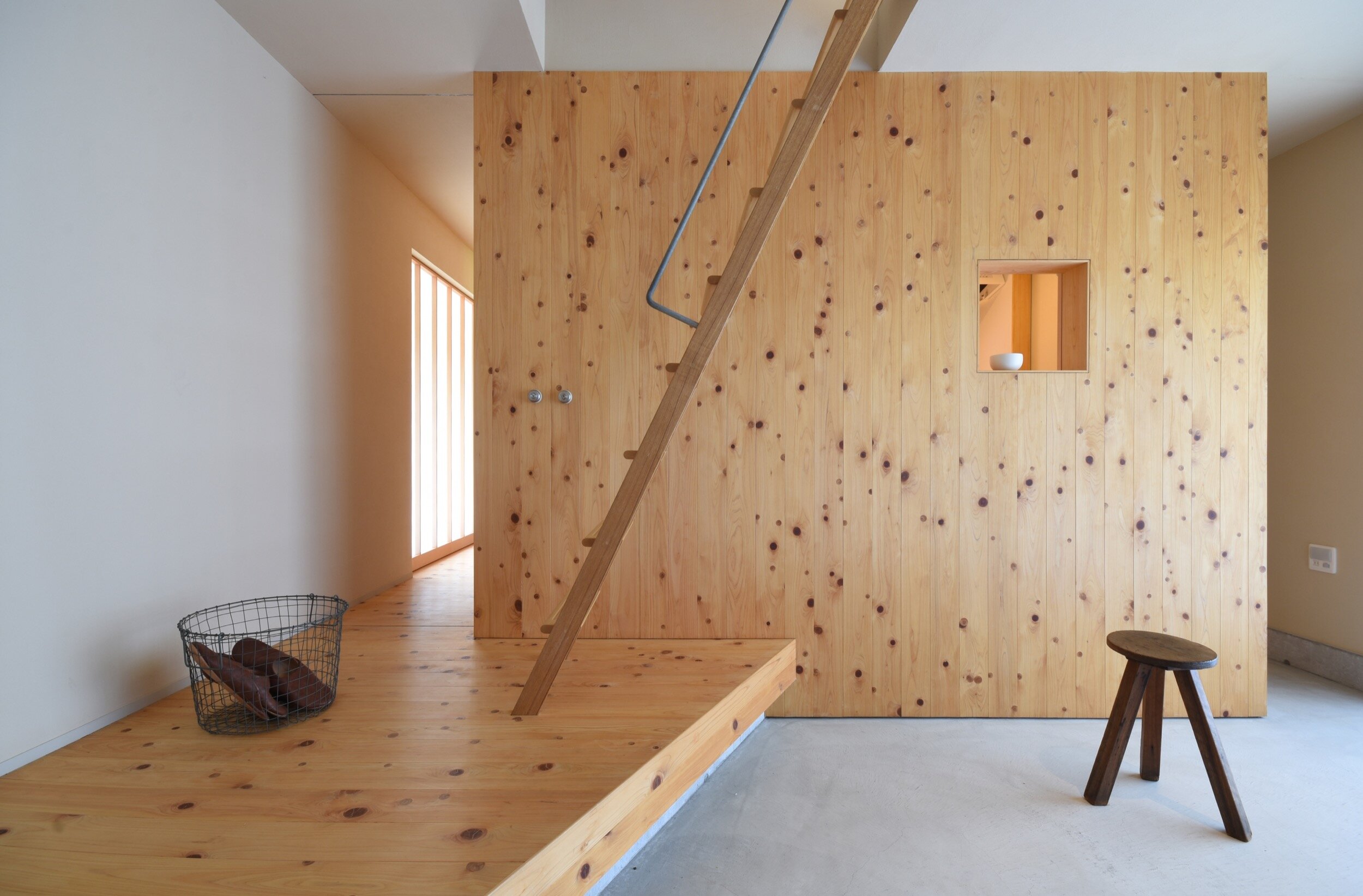 koizumi-studio-house-in-nishiura-interior-design-magazine-idreit-173-1ks.jpg